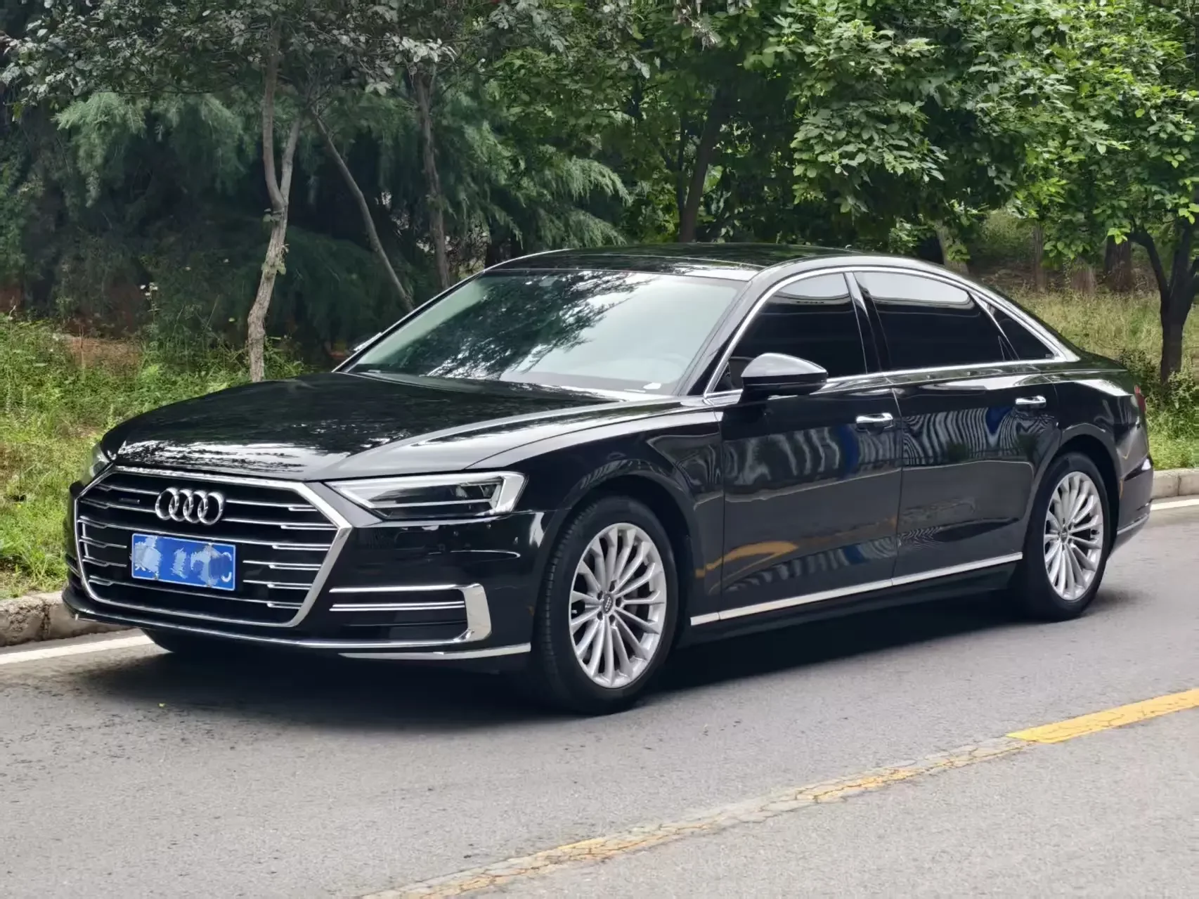 Audi A8
