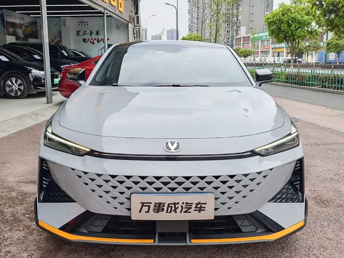 Changan UNI-V