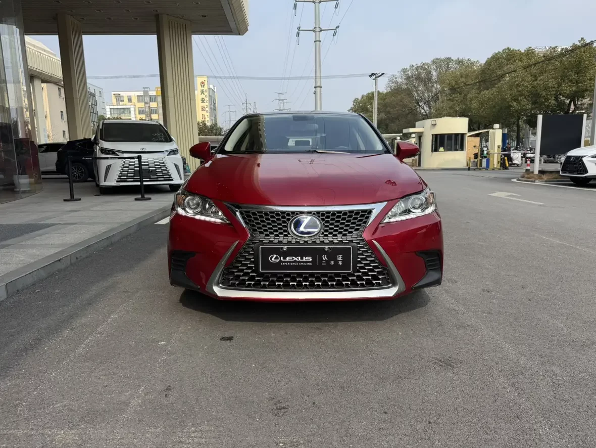 Lexus CT