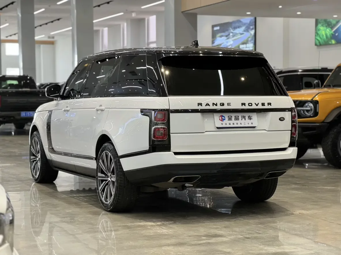 Land Rover range rover