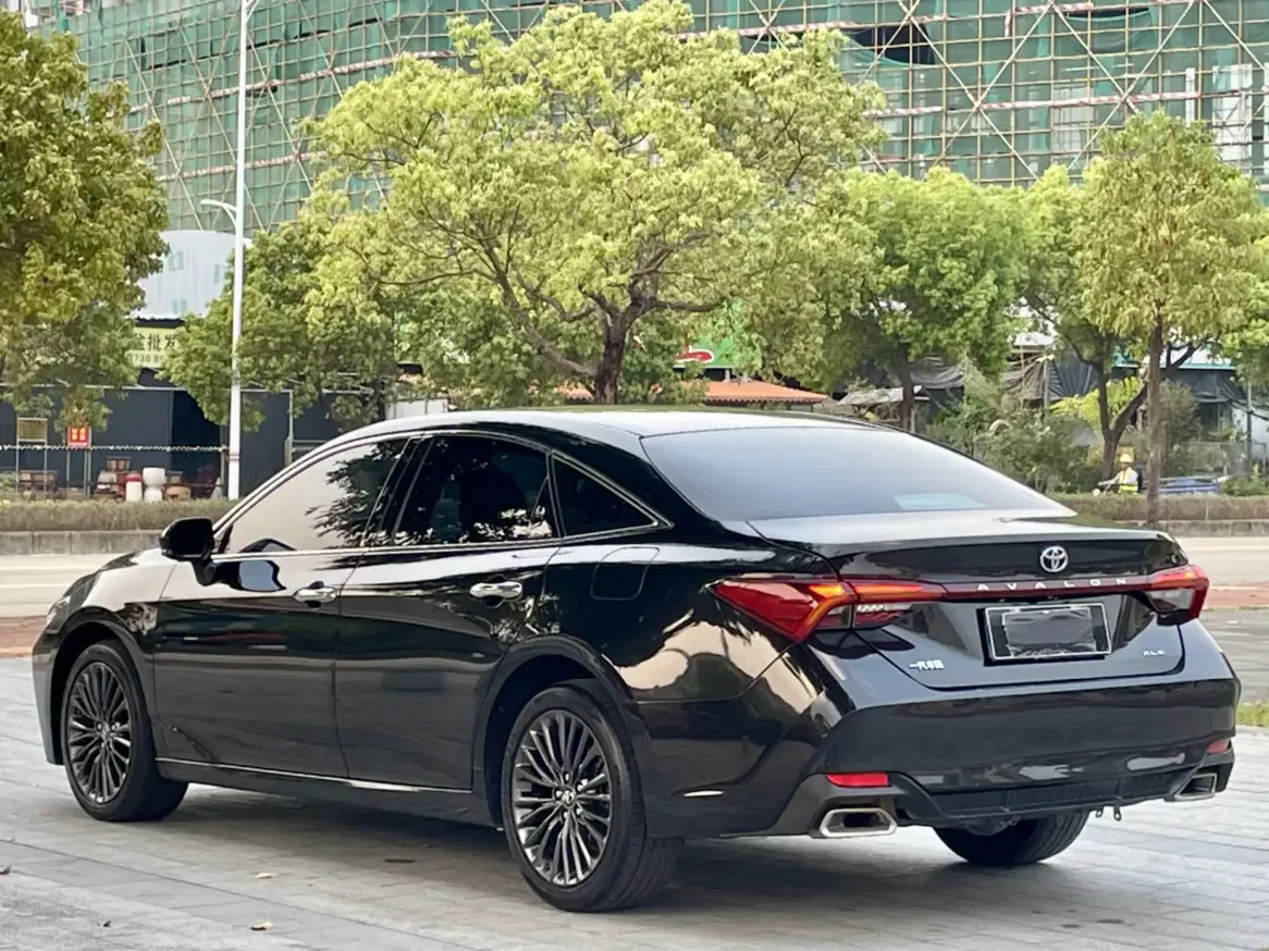 Toyota Avalon