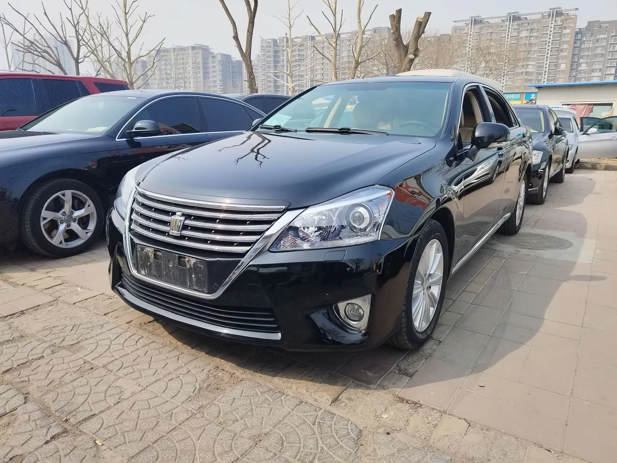 Toyota crown