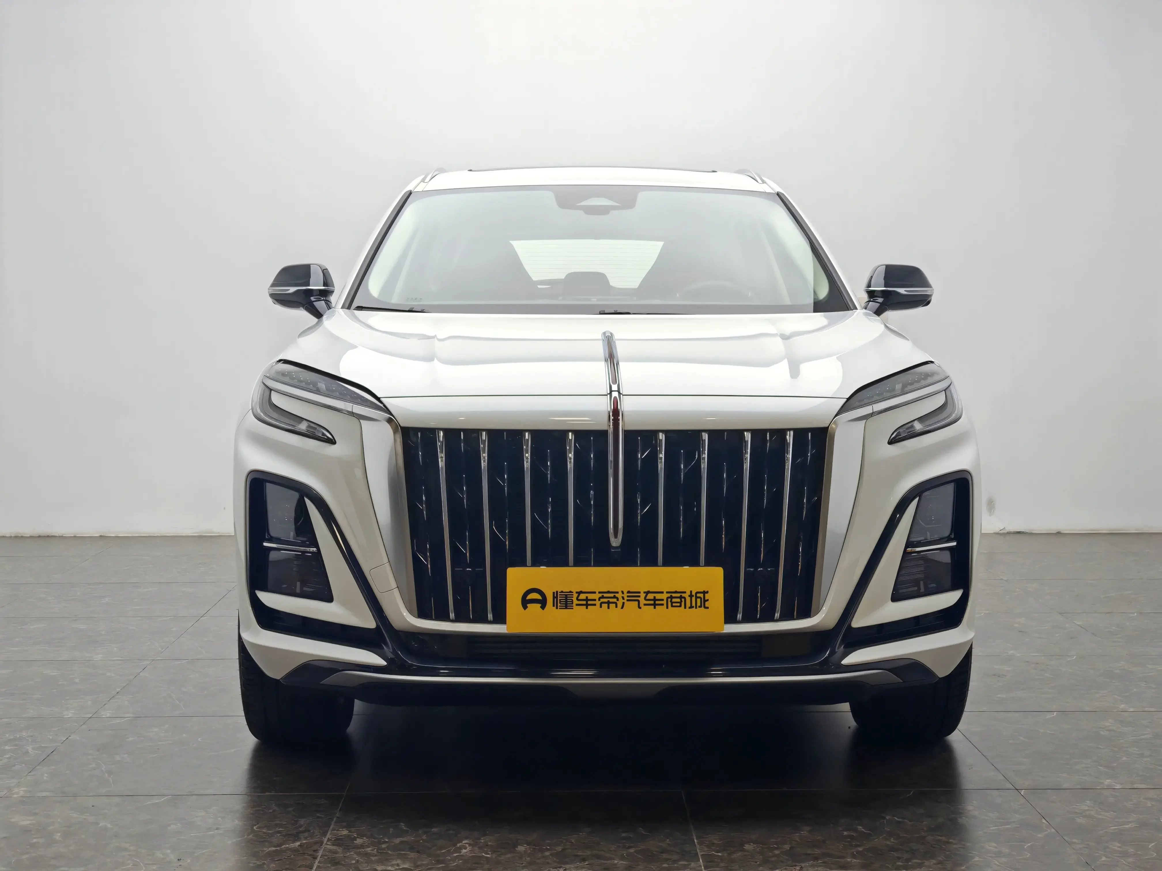 Hongqi HS3 PHEV