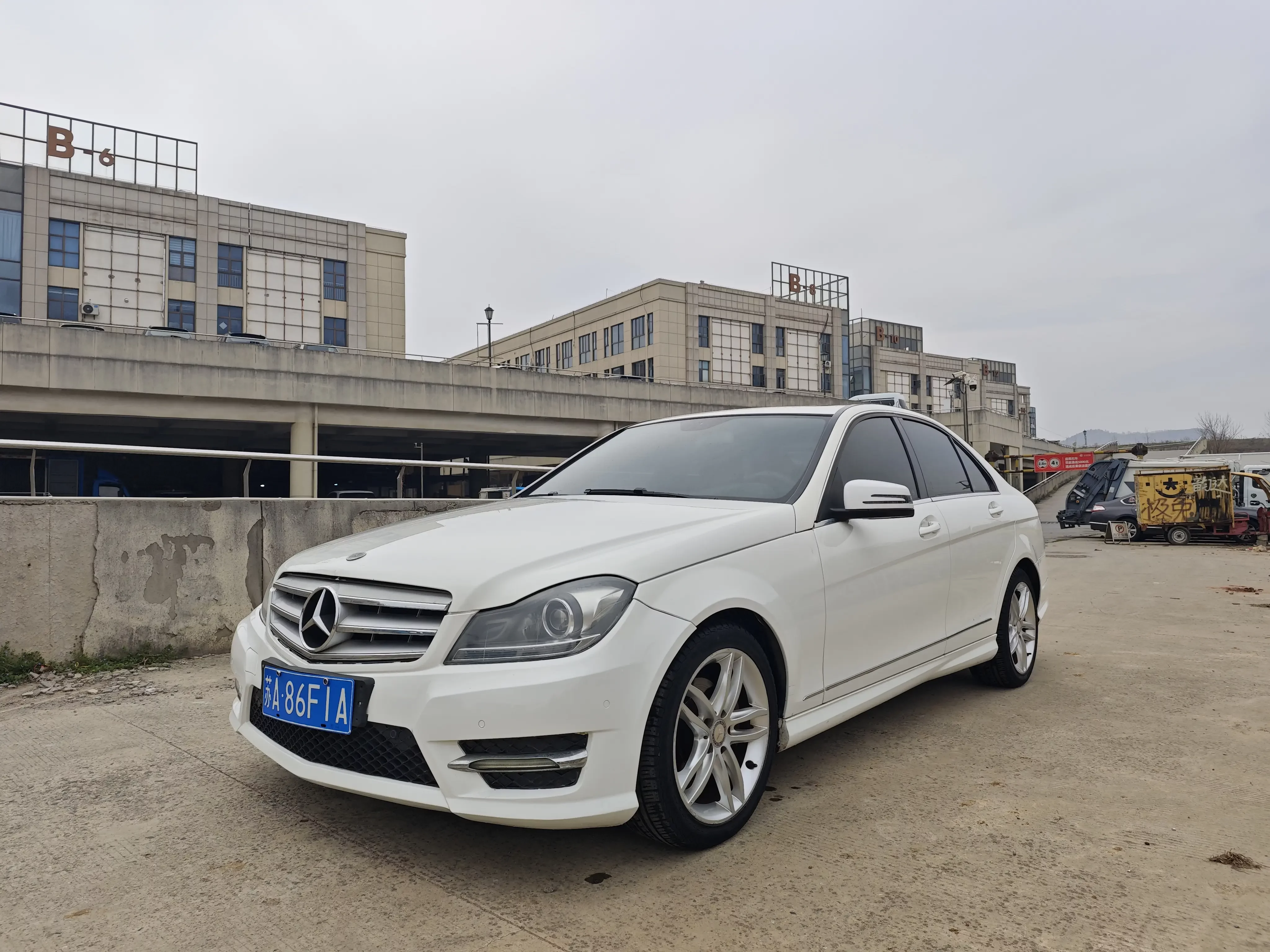 Mercedes-Benz C Class