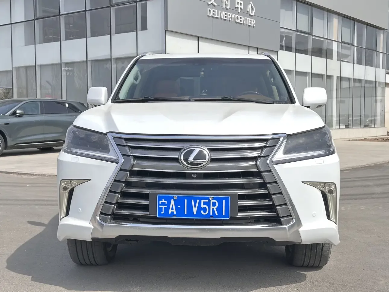Lexus LX