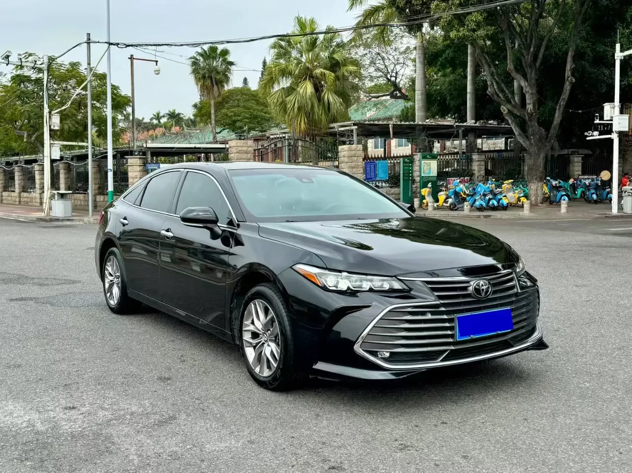 Toyota Avalon