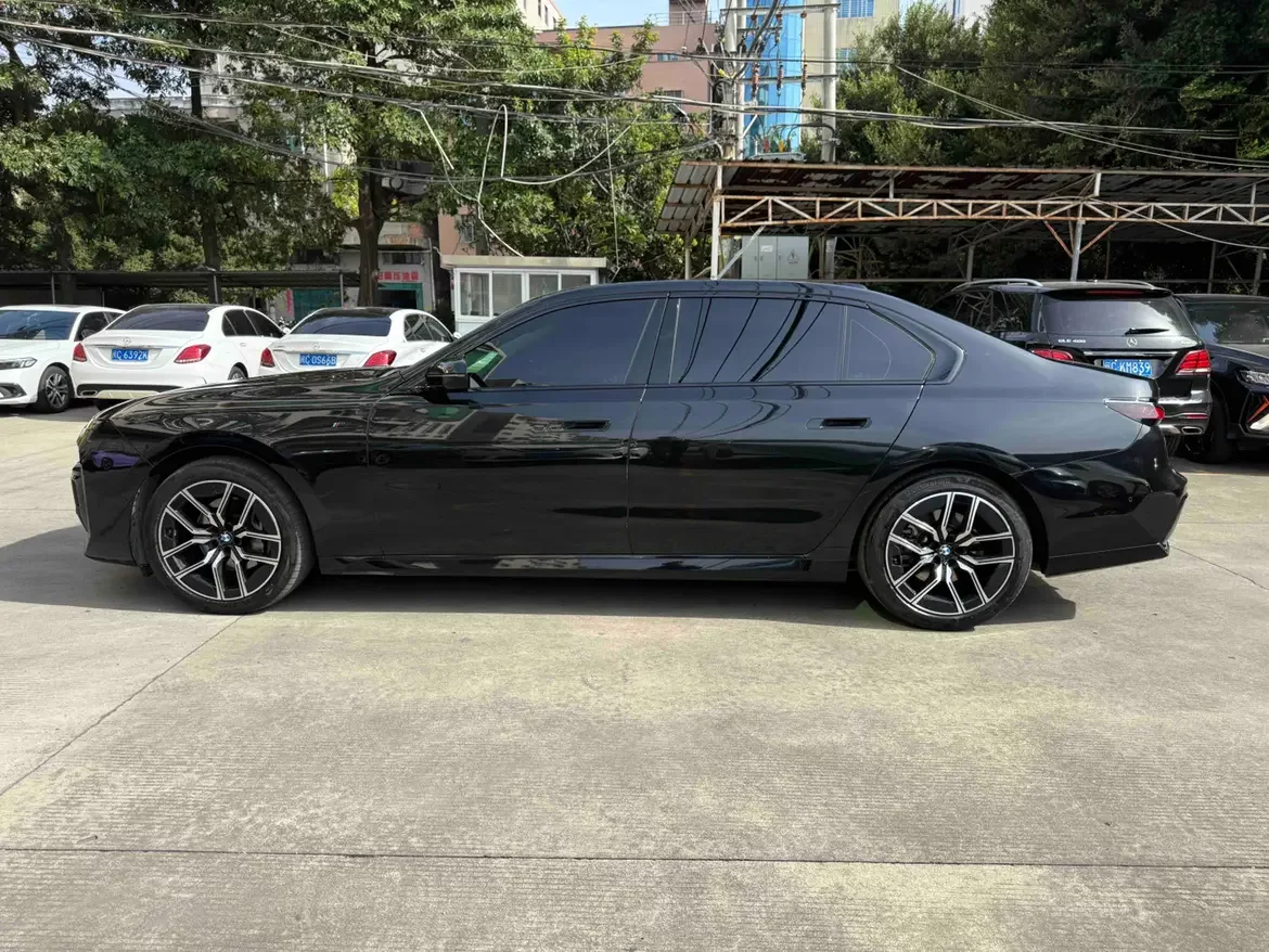 BMW 7 Series
