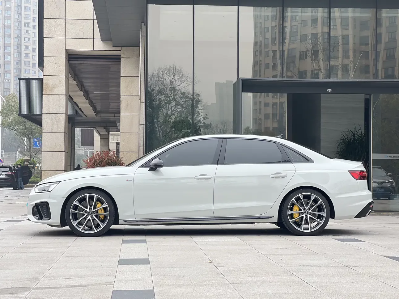 Audi A4L