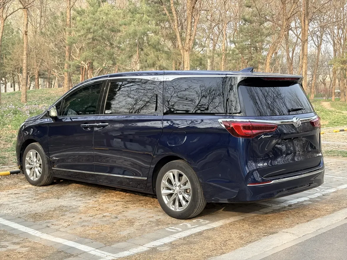 Buick GL8
