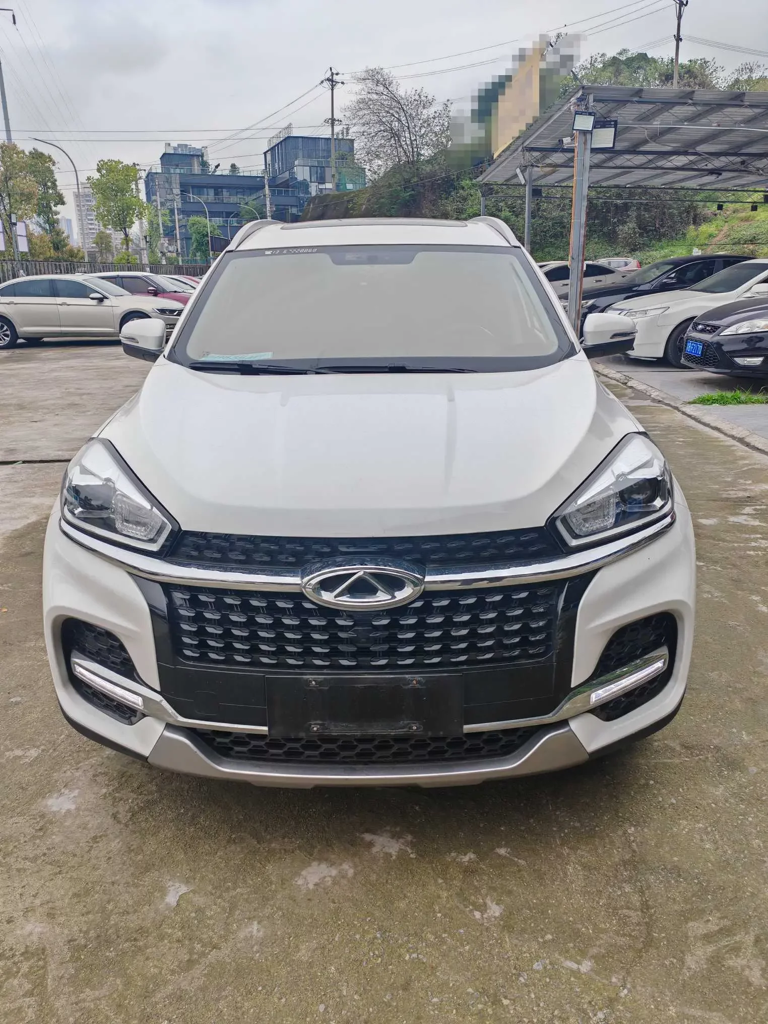 Chery Tiggo 8