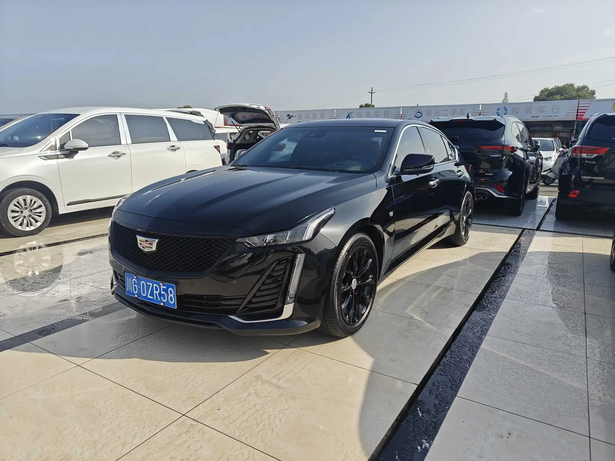 CADILLAC CT5
