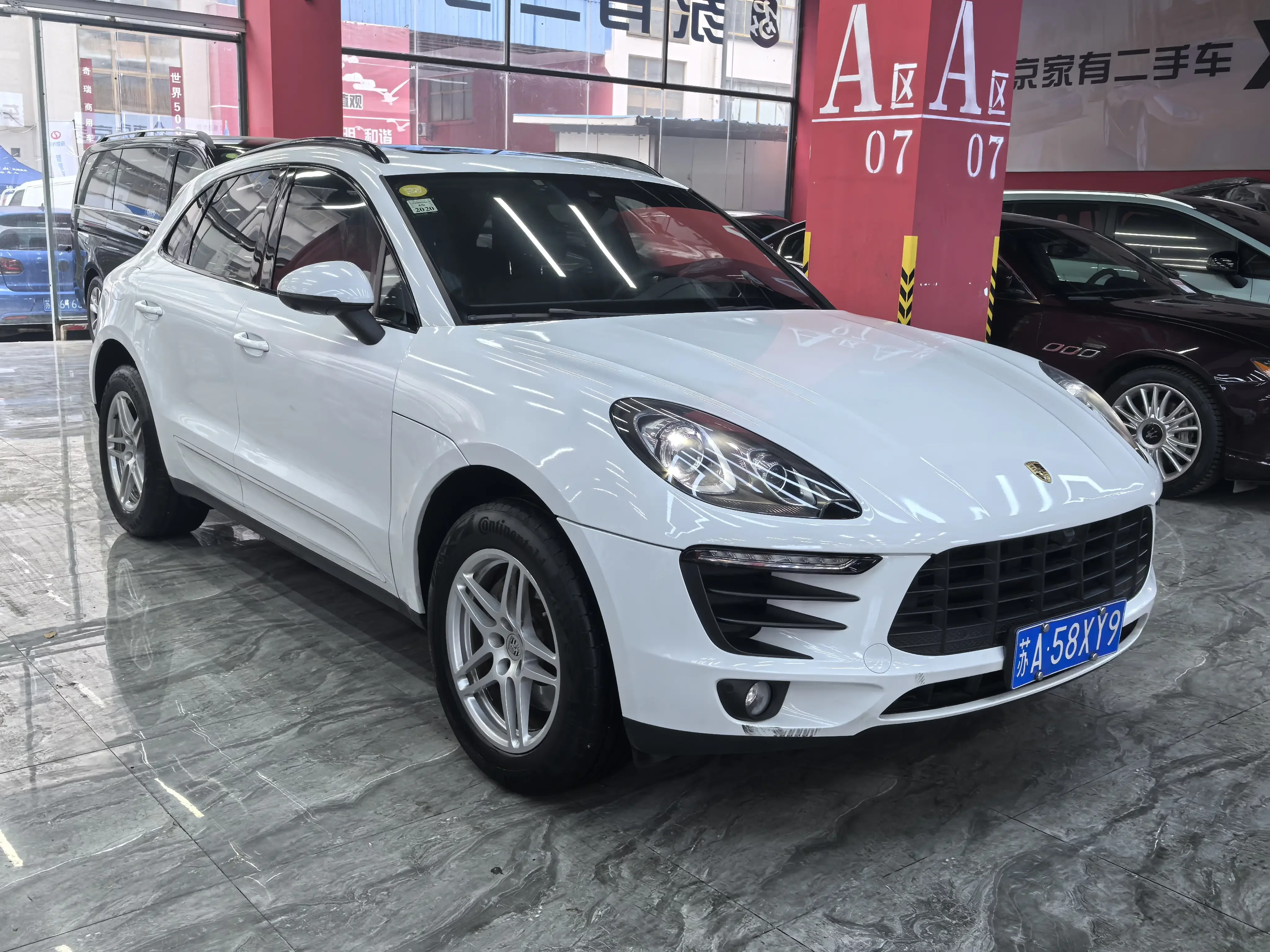 Porsche Macan