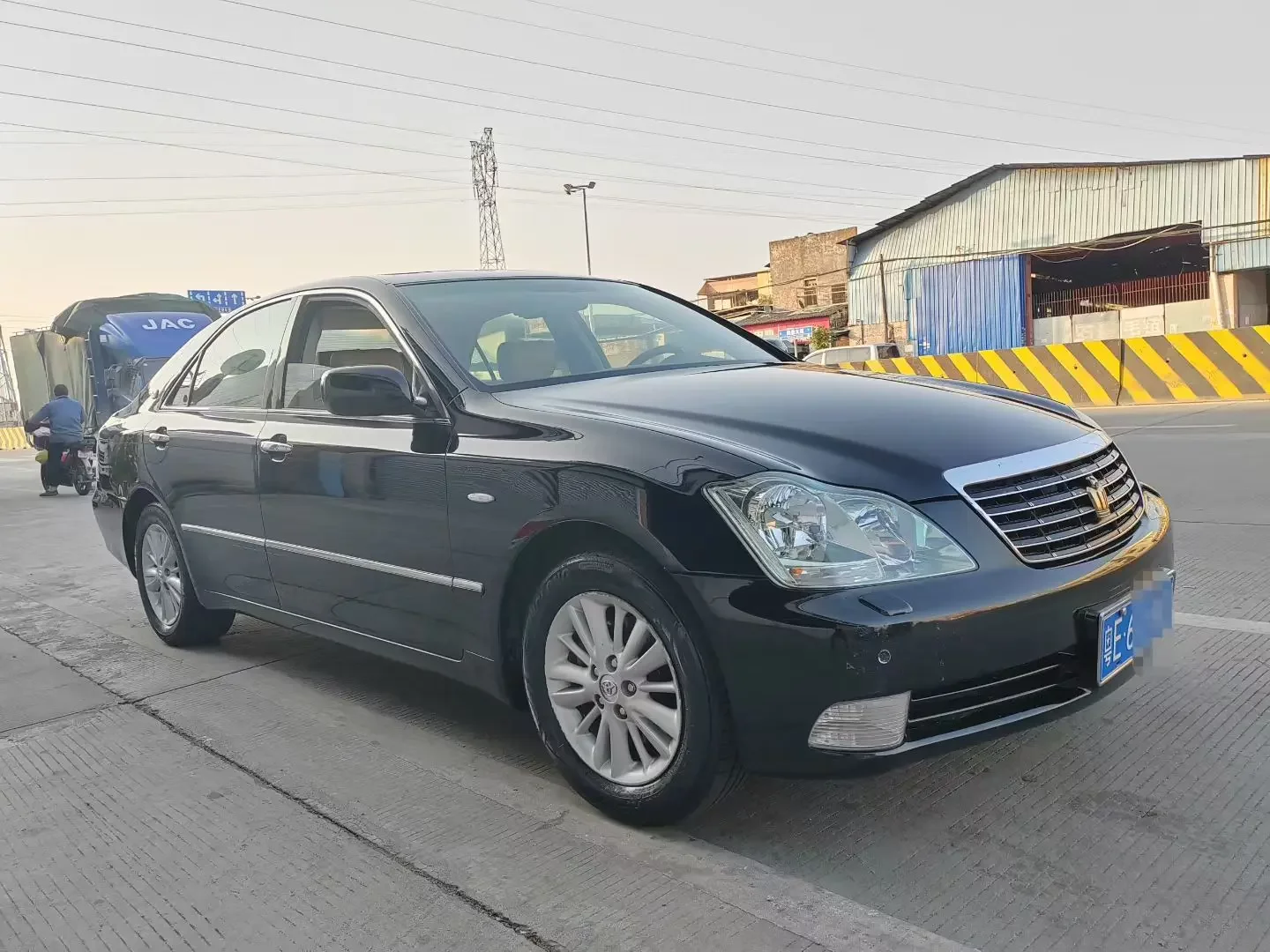 Toyota crown