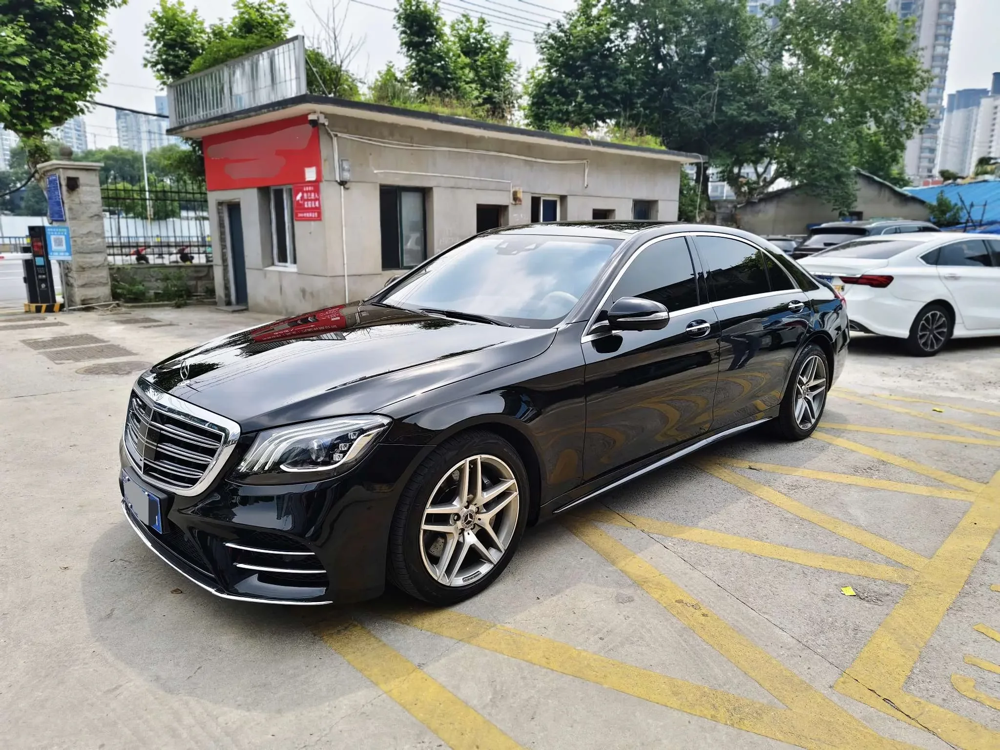 Mercedes-Benz S Class