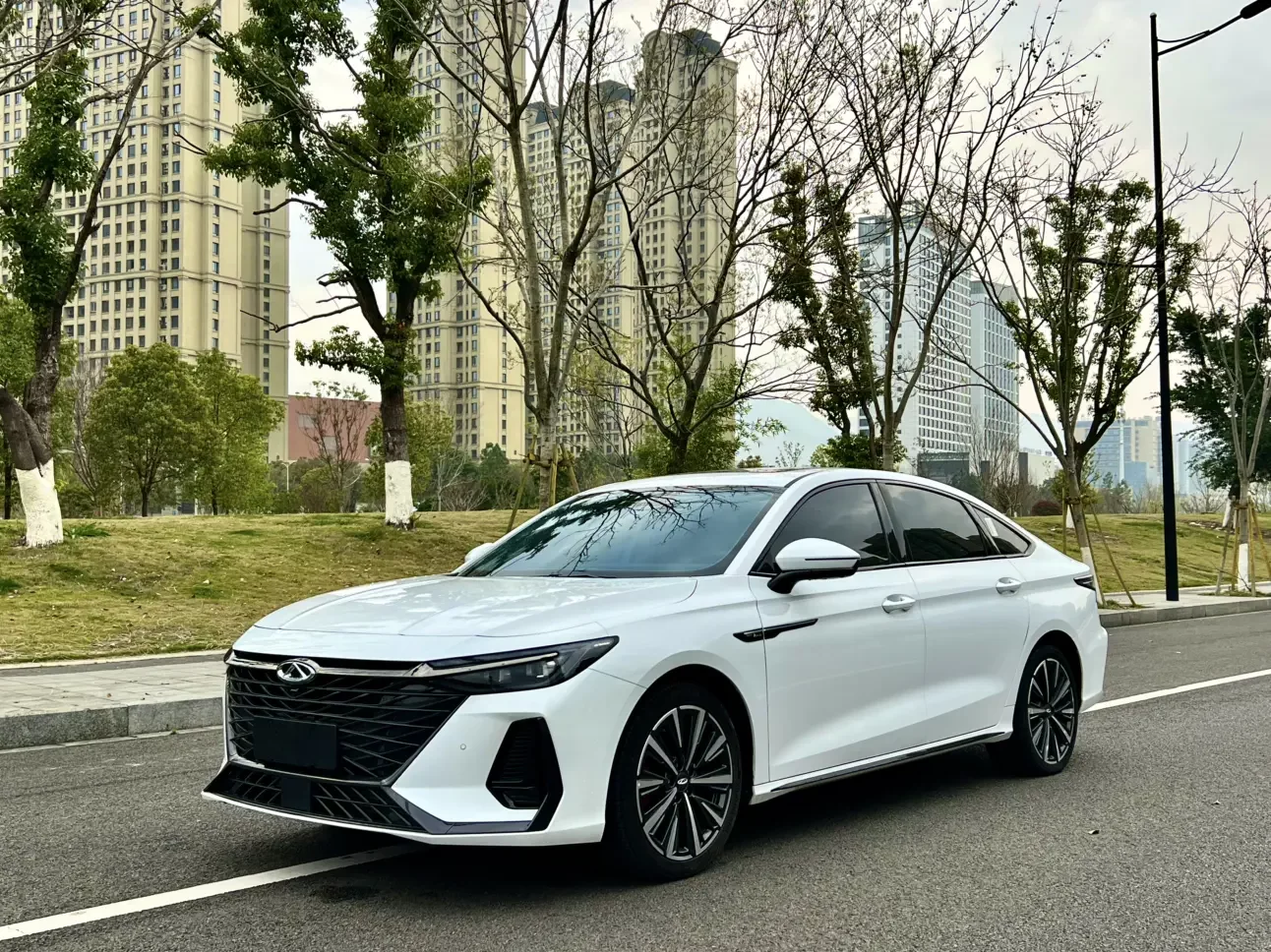 Chery Arrizo 8
