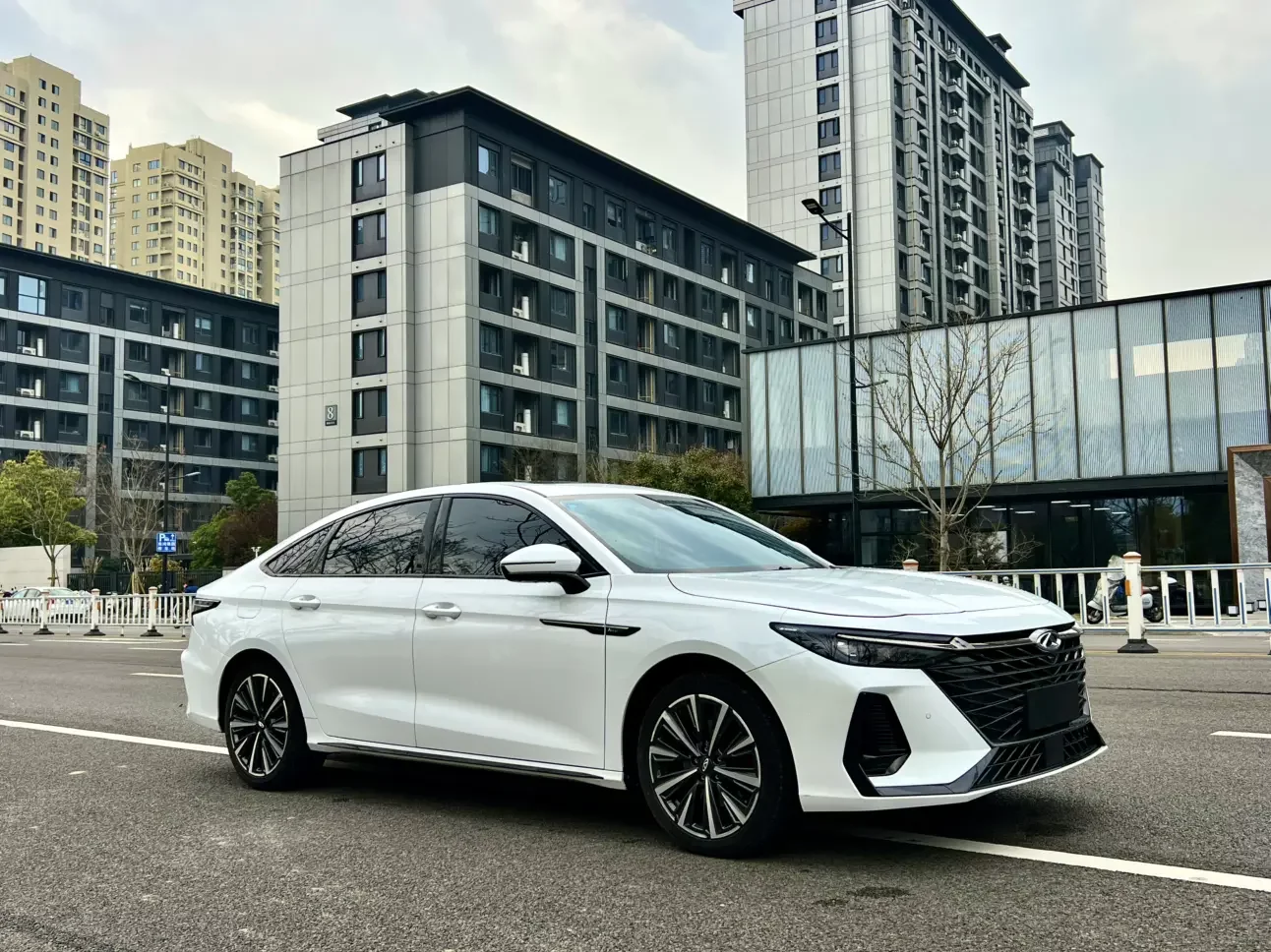 Chery Arrizo 8