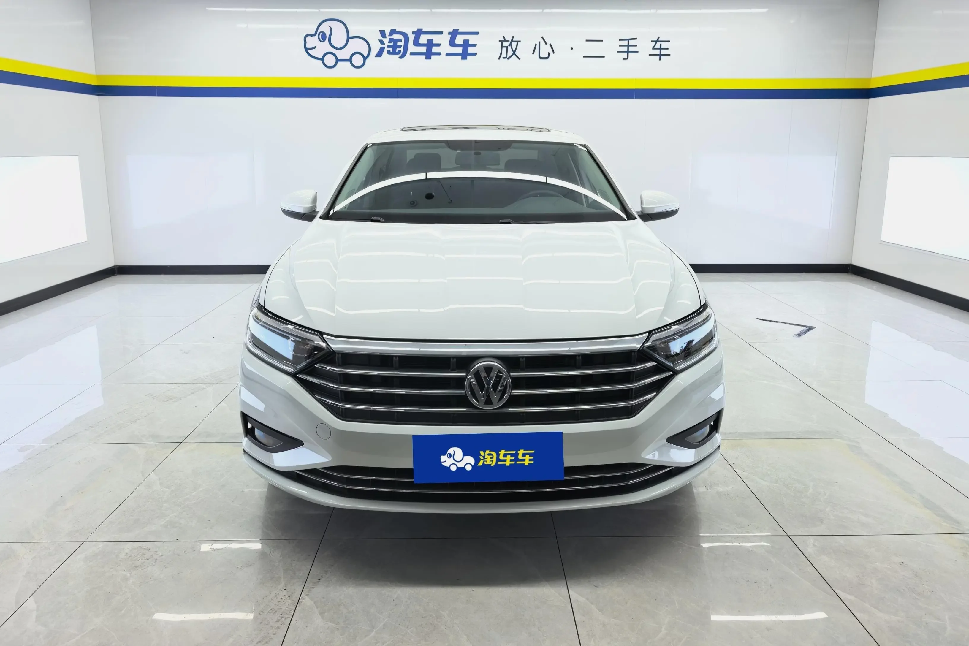 Volkswagen Sagitar