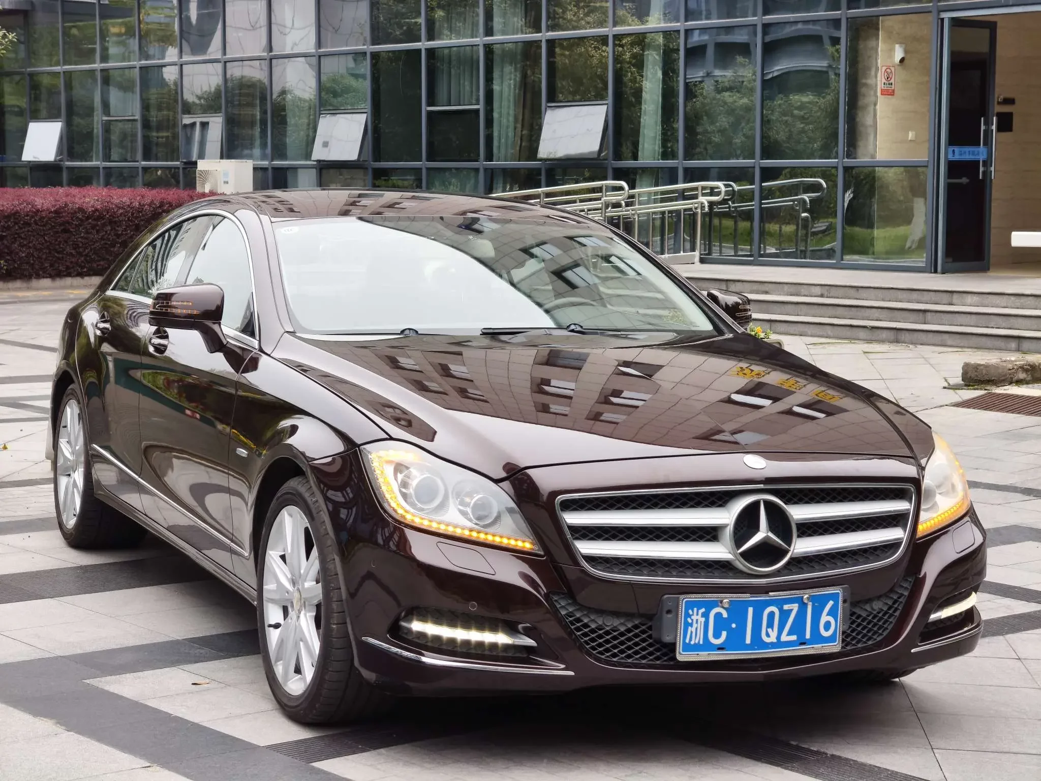 Mercedes-Benz CLS