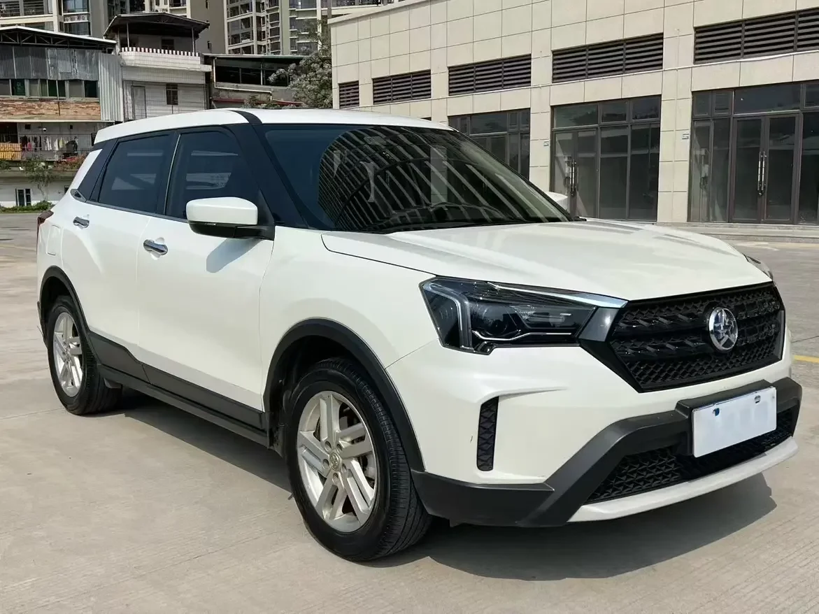 Kai Chen Venucia T60