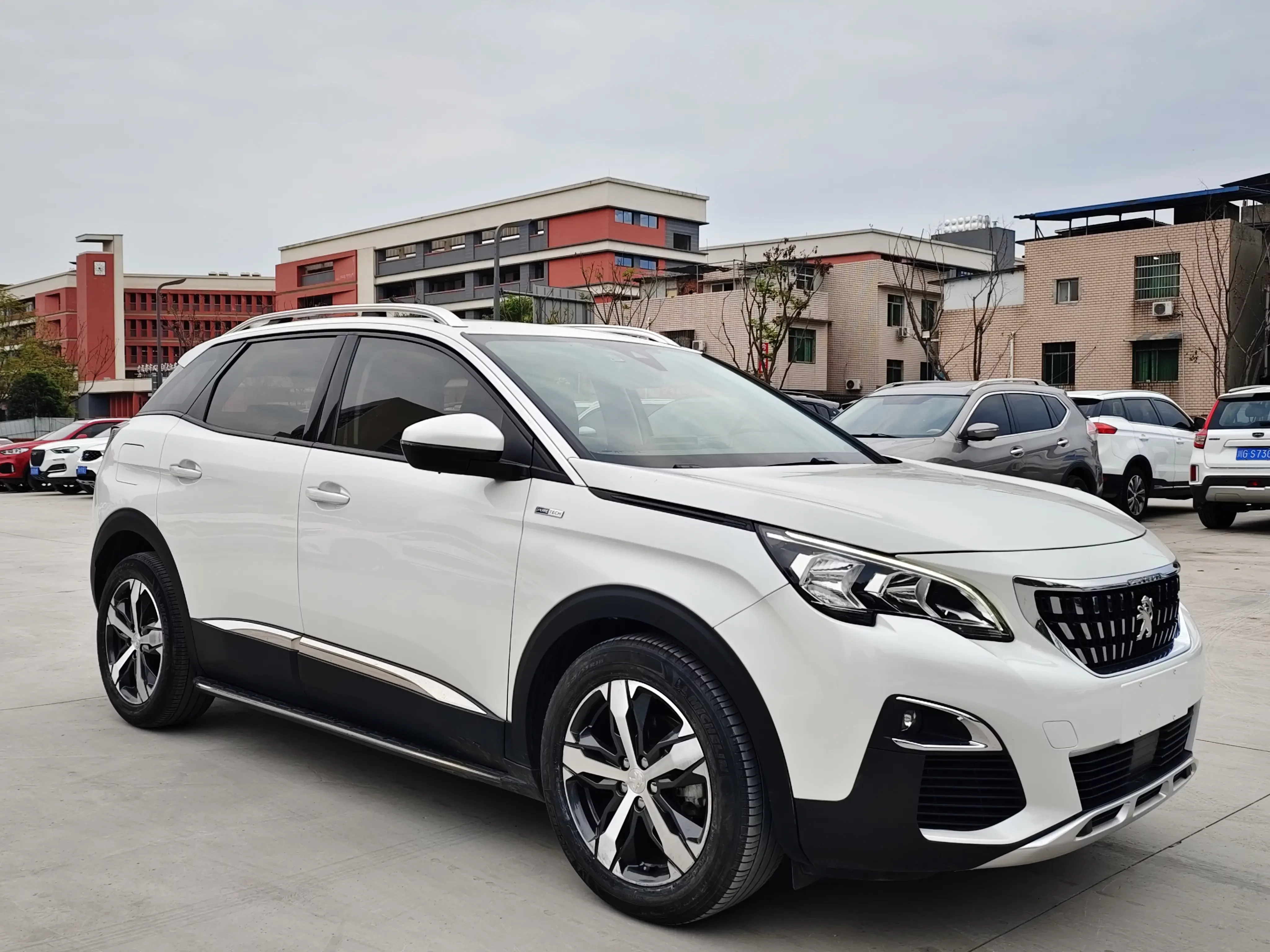 Peugeot 4008