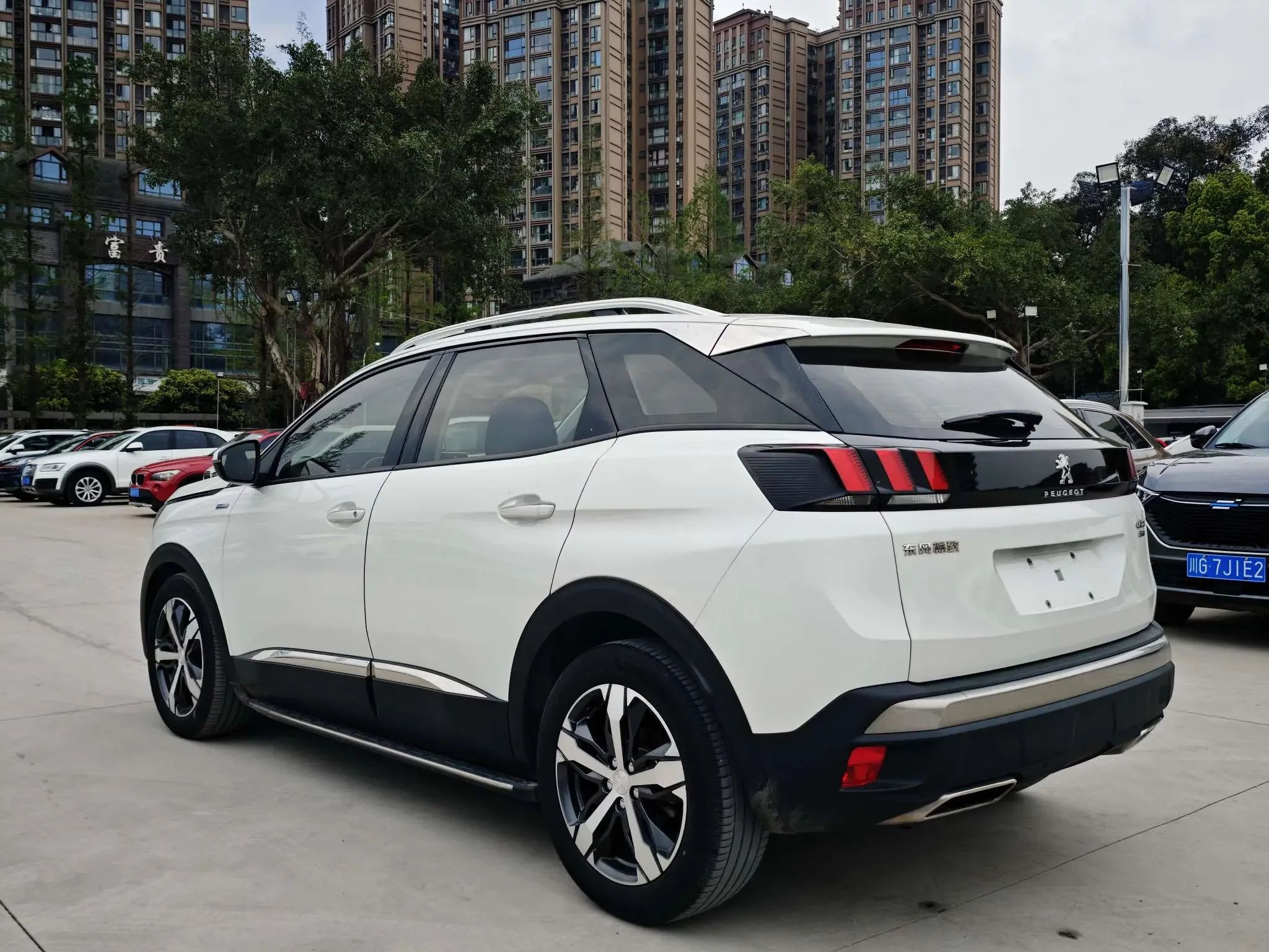 Peugeot 4008