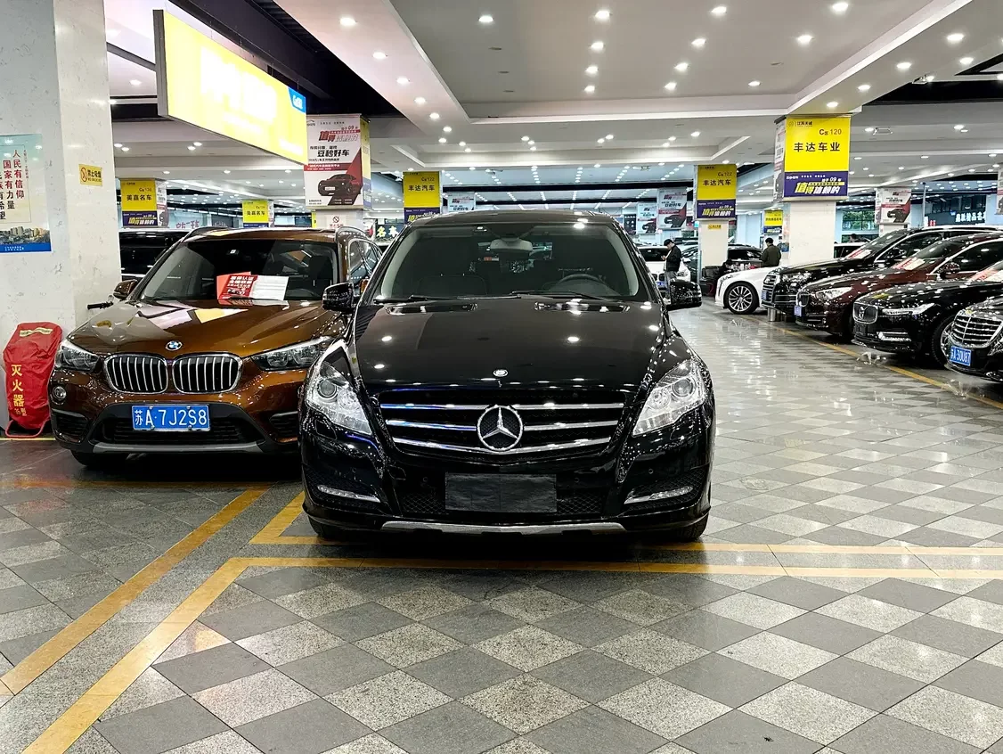 Mercedes-Benz R-Class