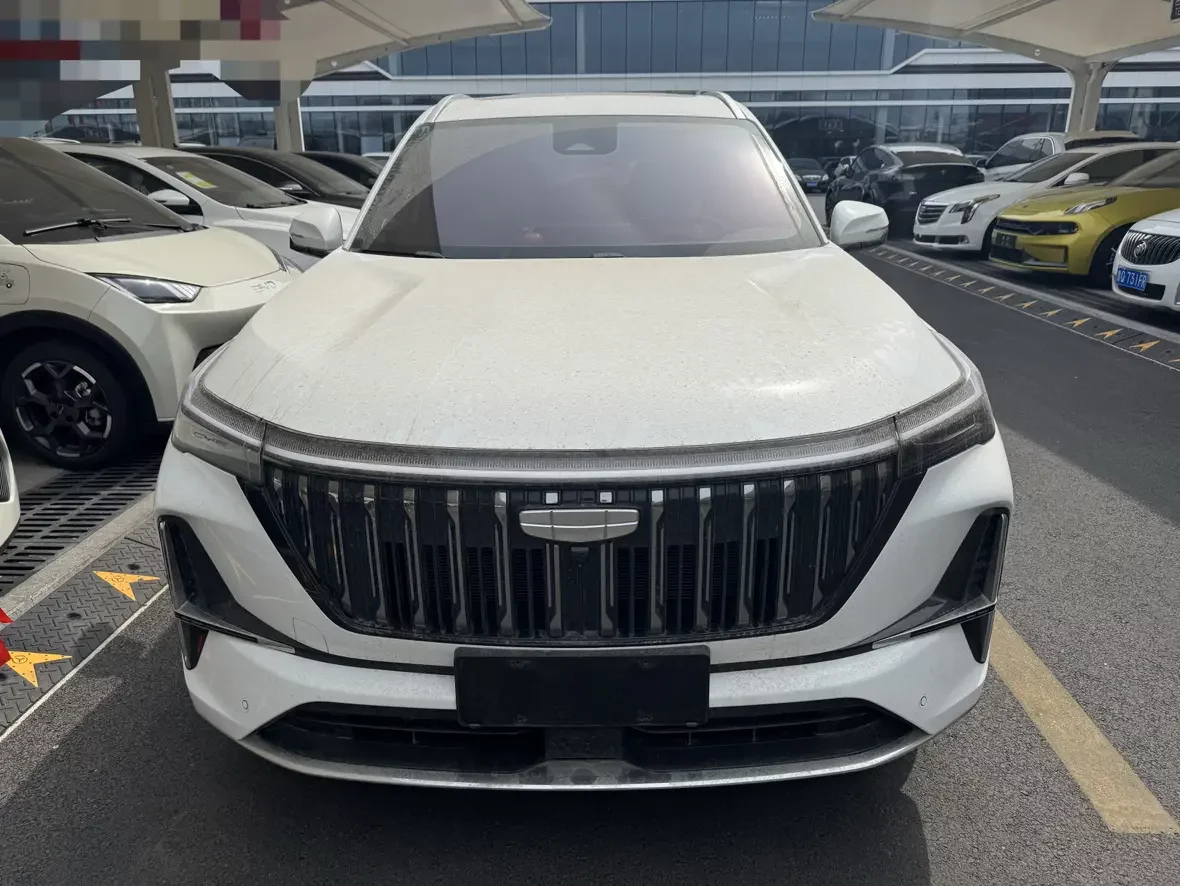 Geely Atlas L