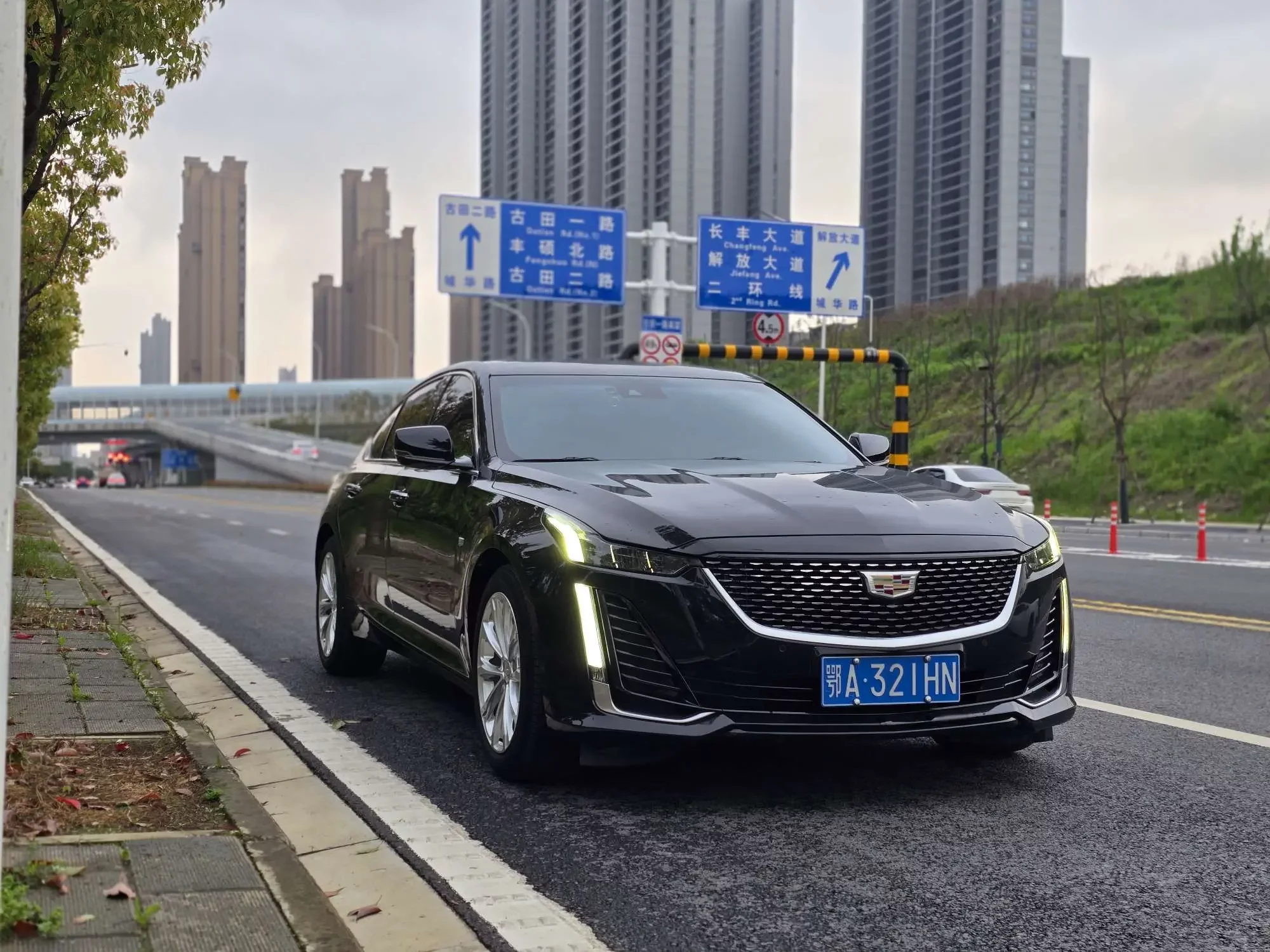 Cadillac CT5