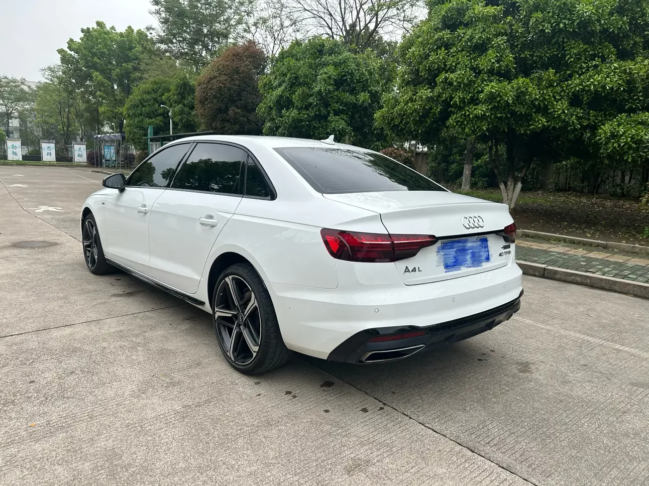 Audi A4L