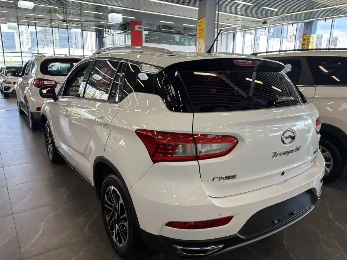 GAC Trumpchi GS4