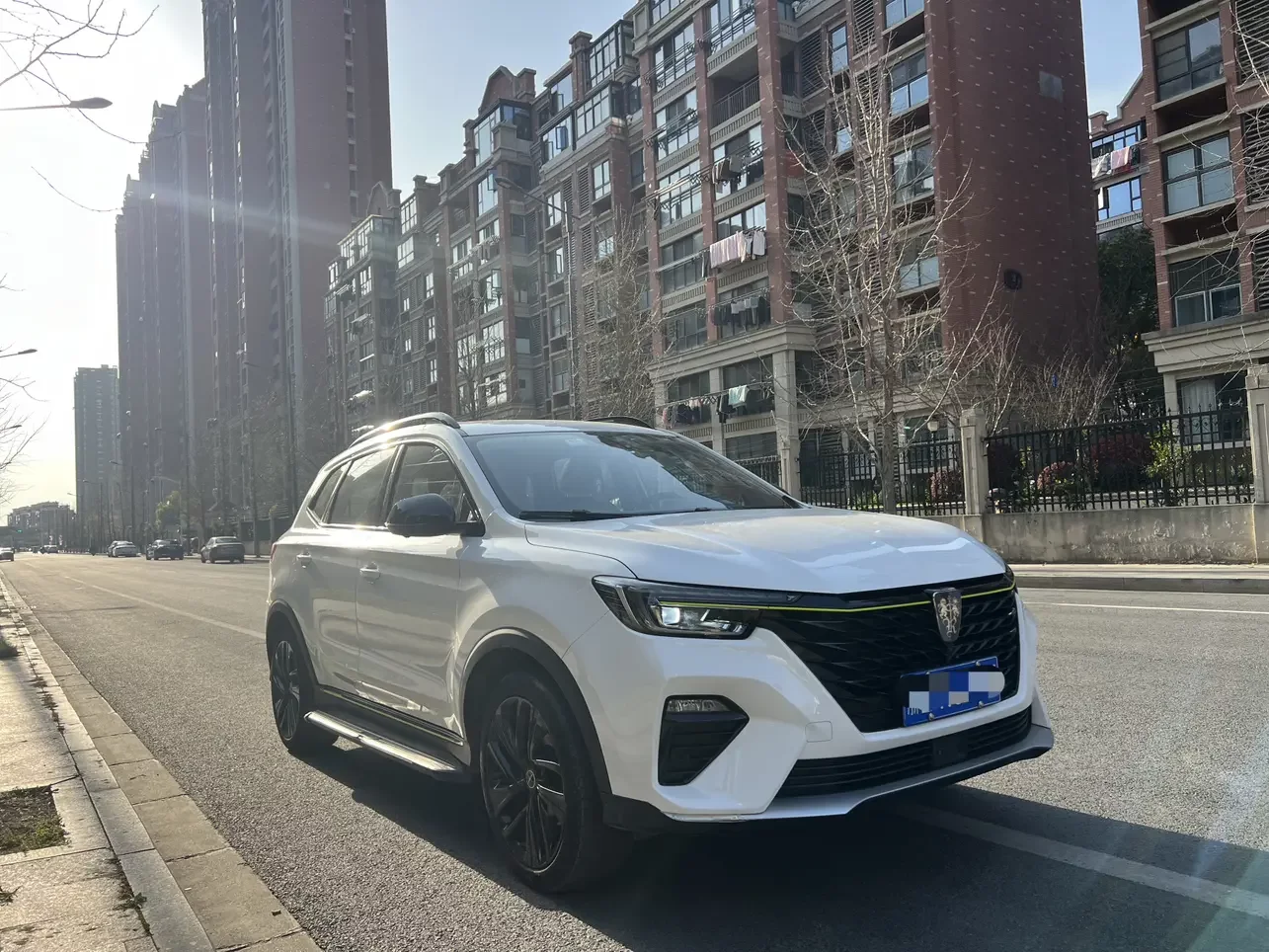 Roewe RX5
