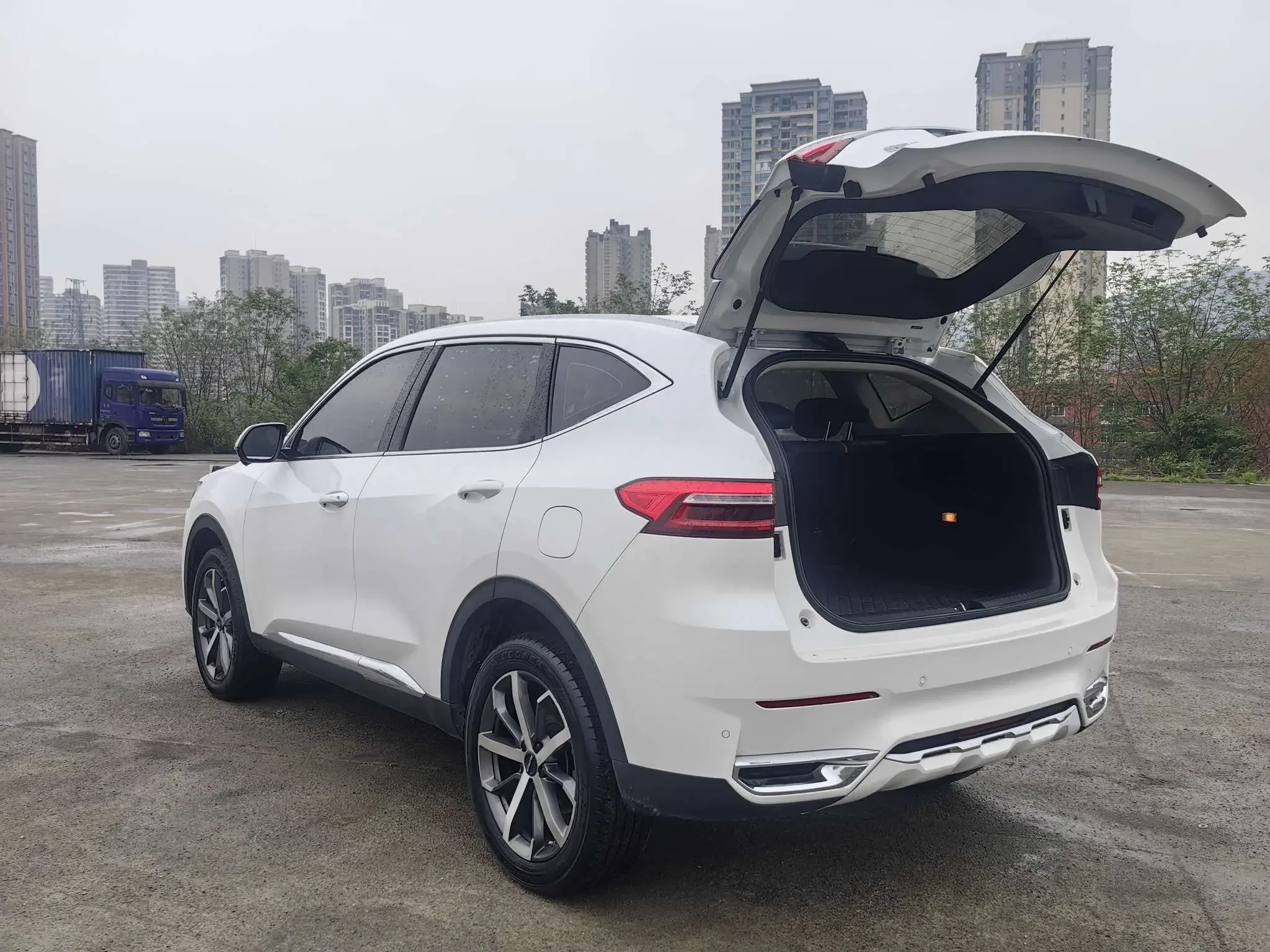 Haval F7