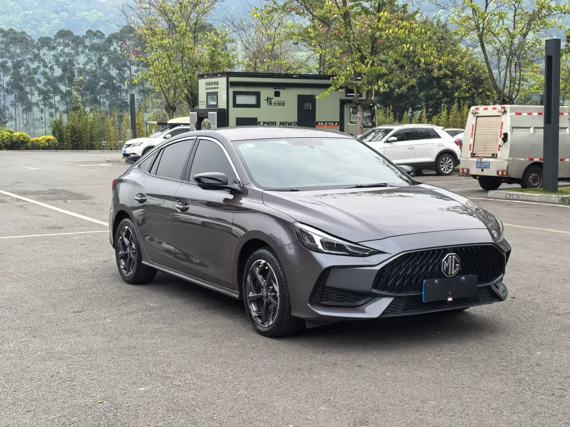 MG 5