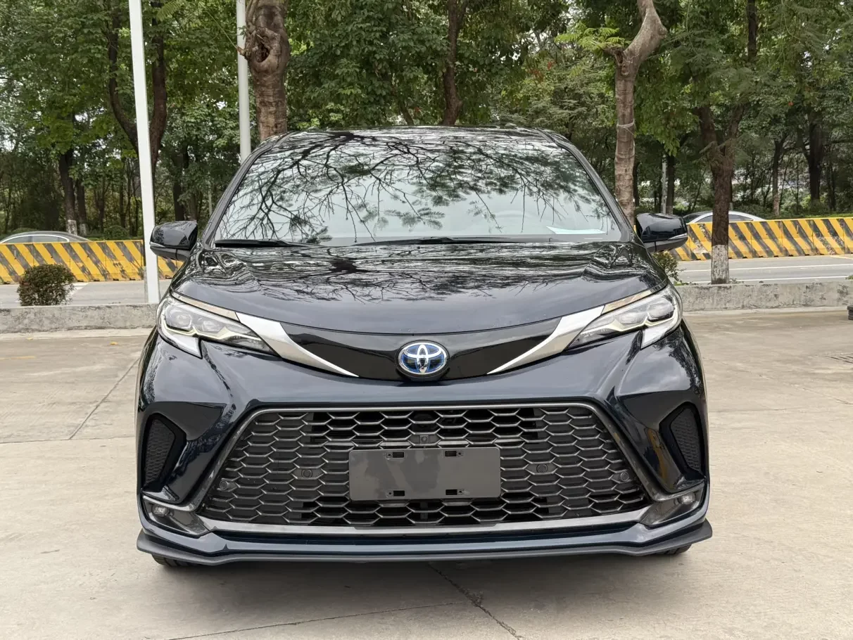 Toyota Granvia