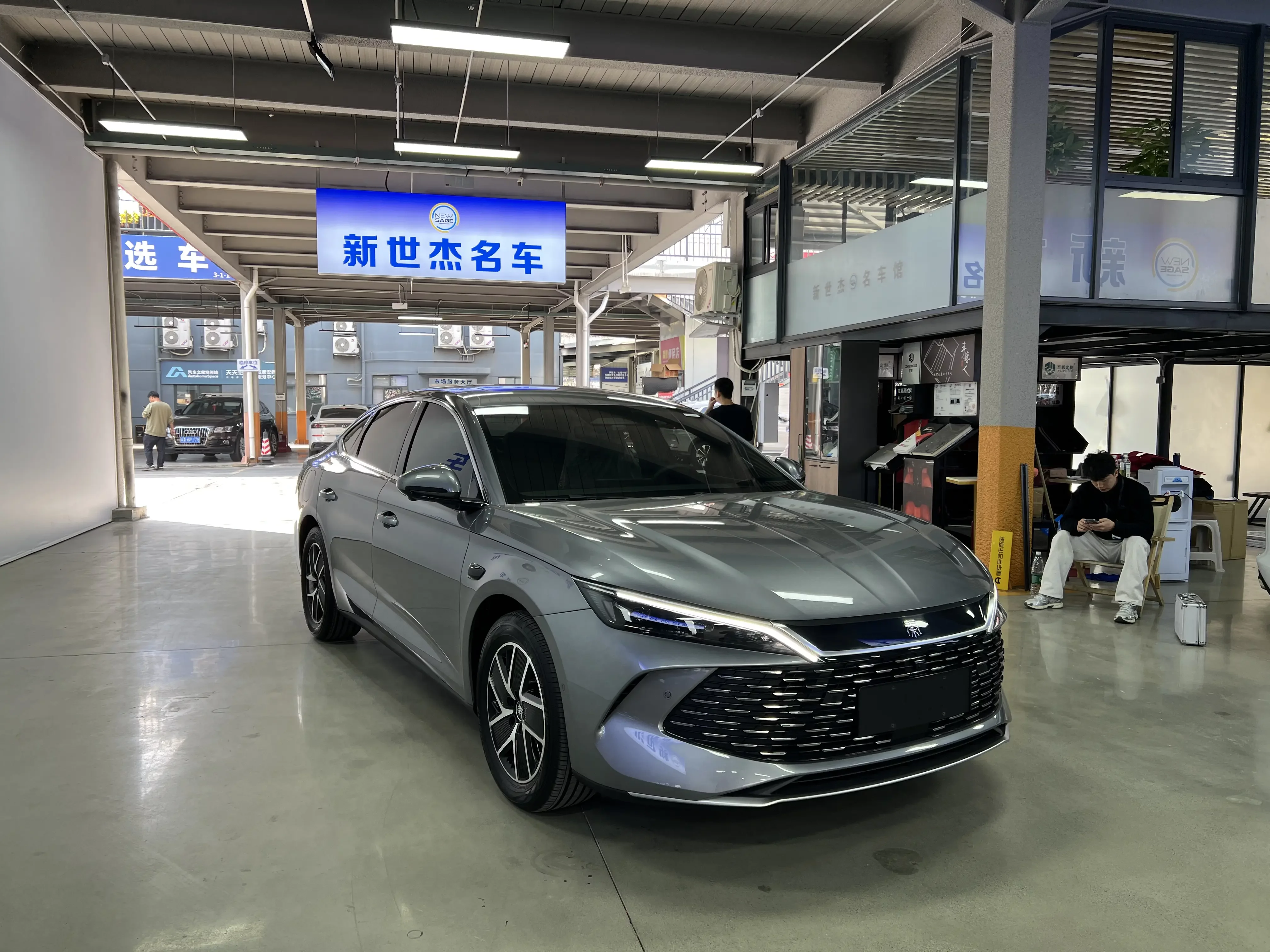 BYD Qin L DM