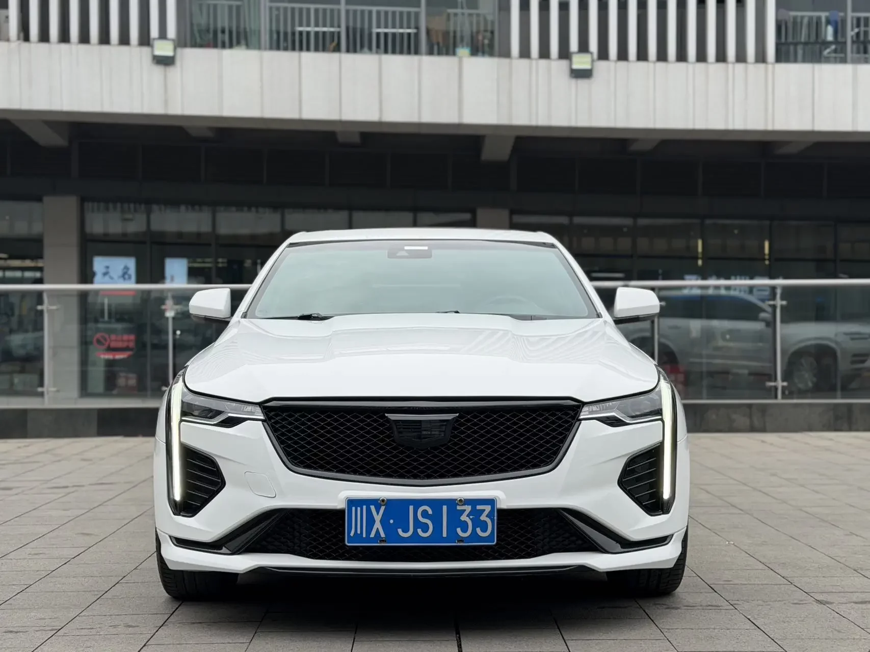 Cadillac CT4