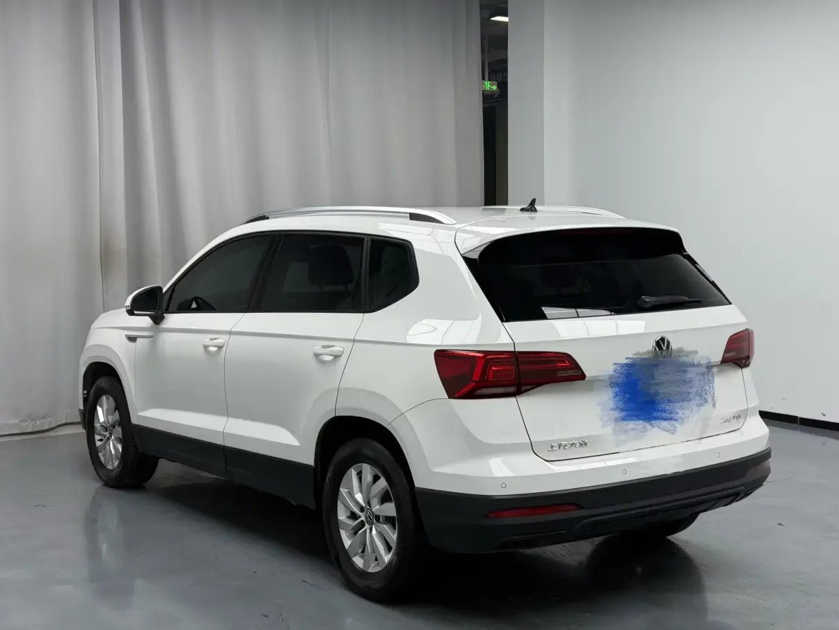 Volkswagen Tharu