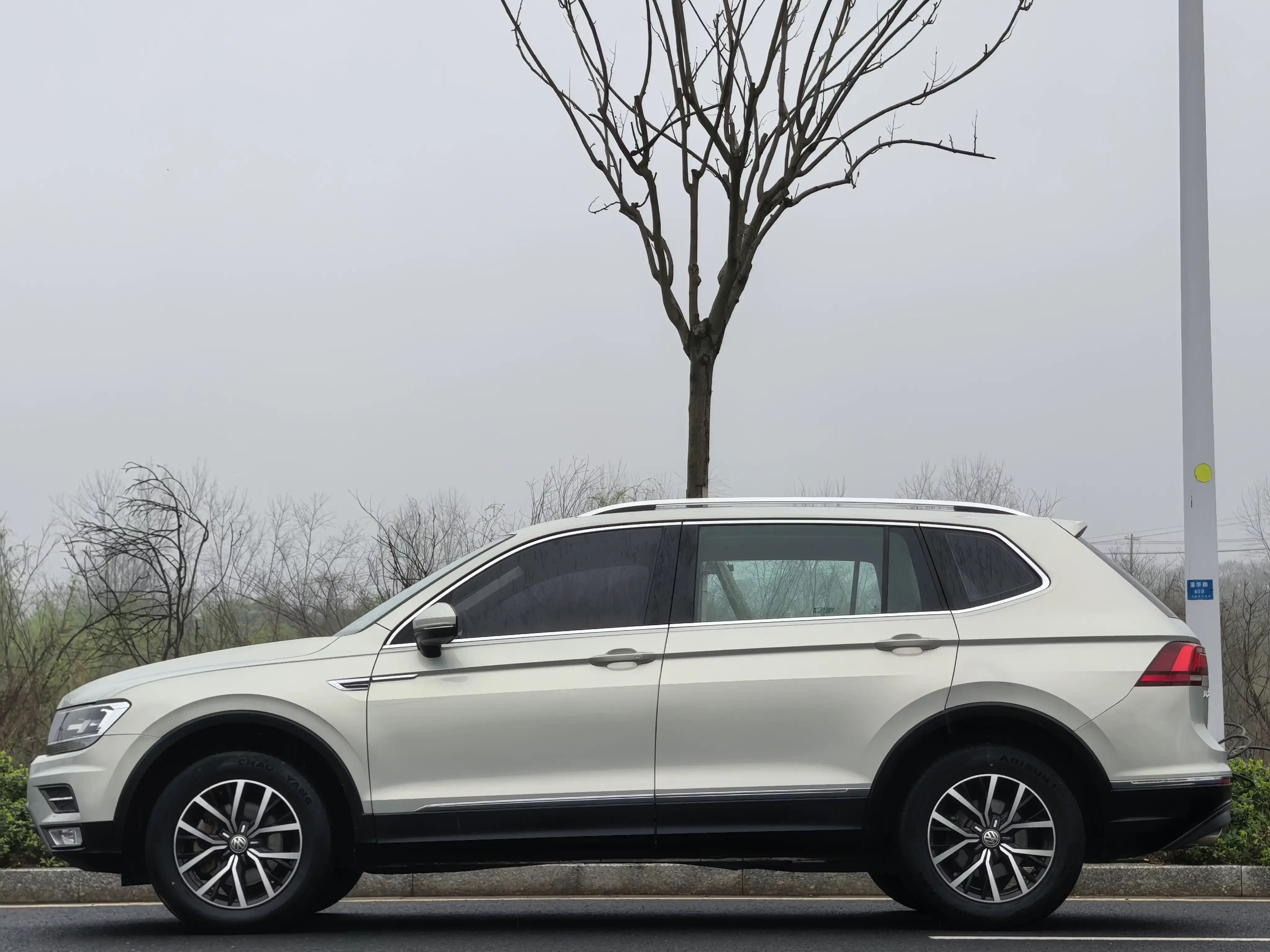Volkswagen Tiguan L