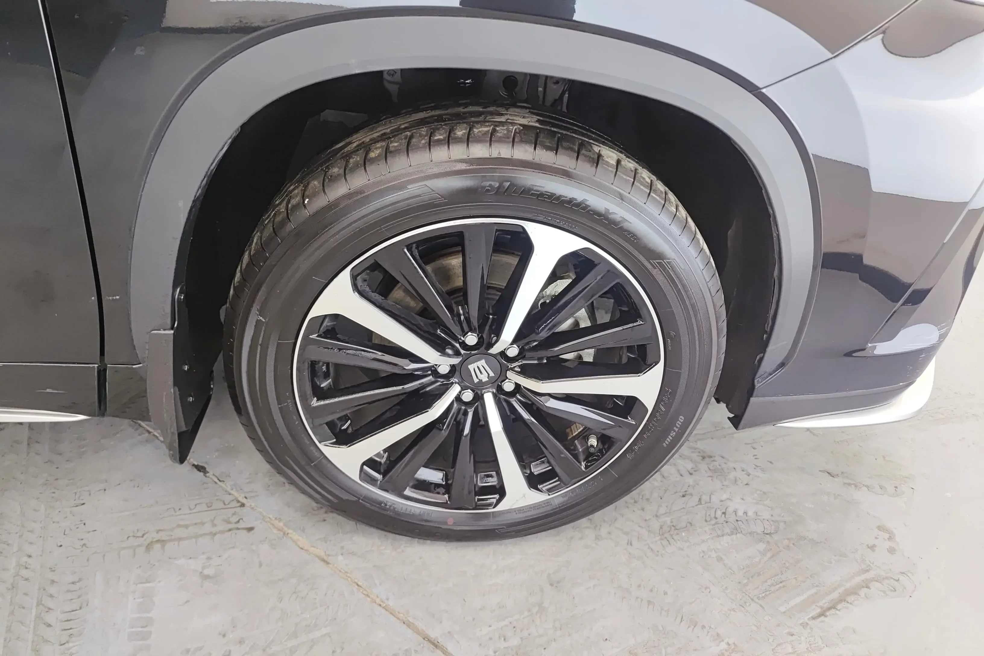 Toyota Crown Kluger