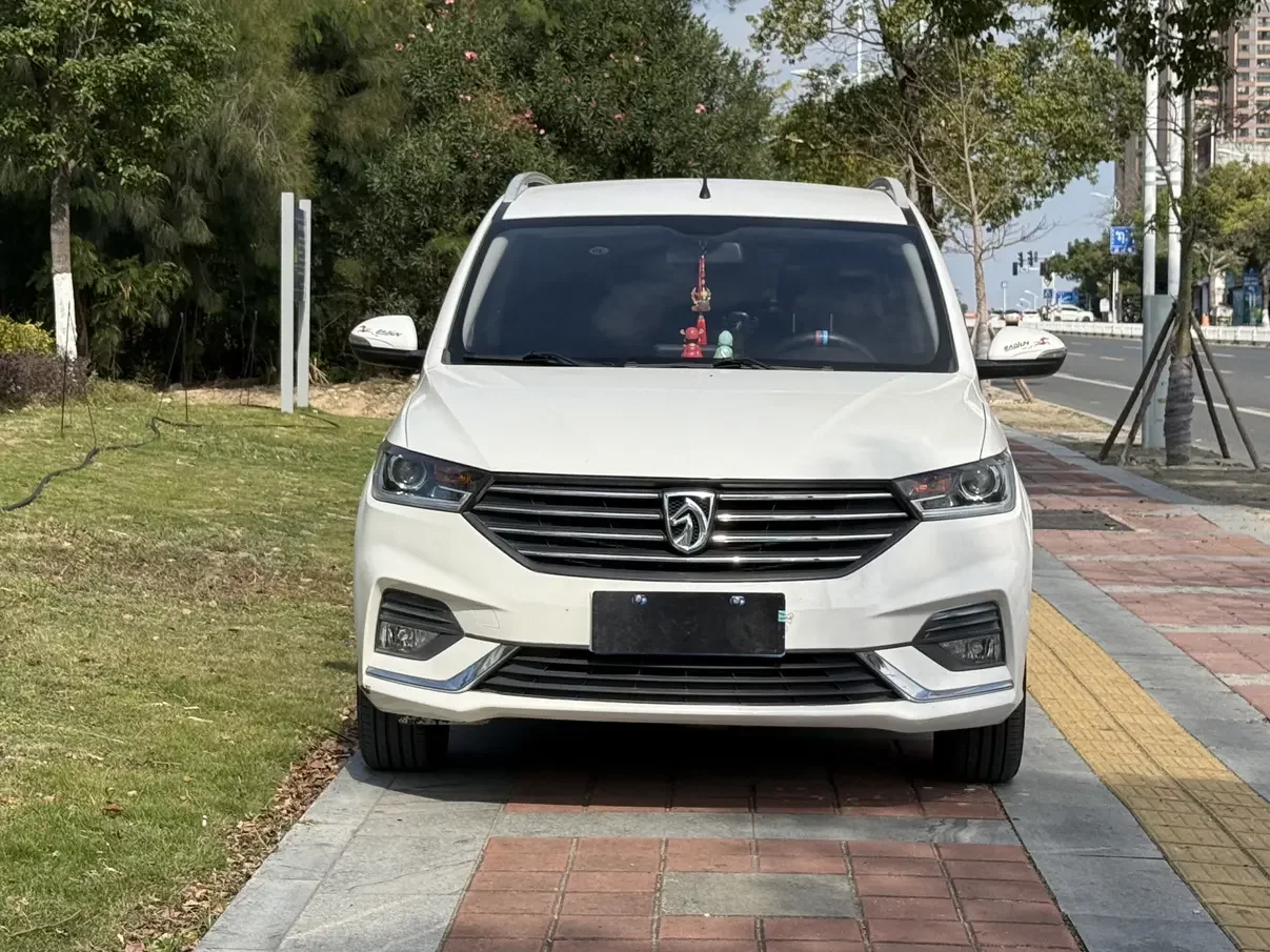 Baojun 360