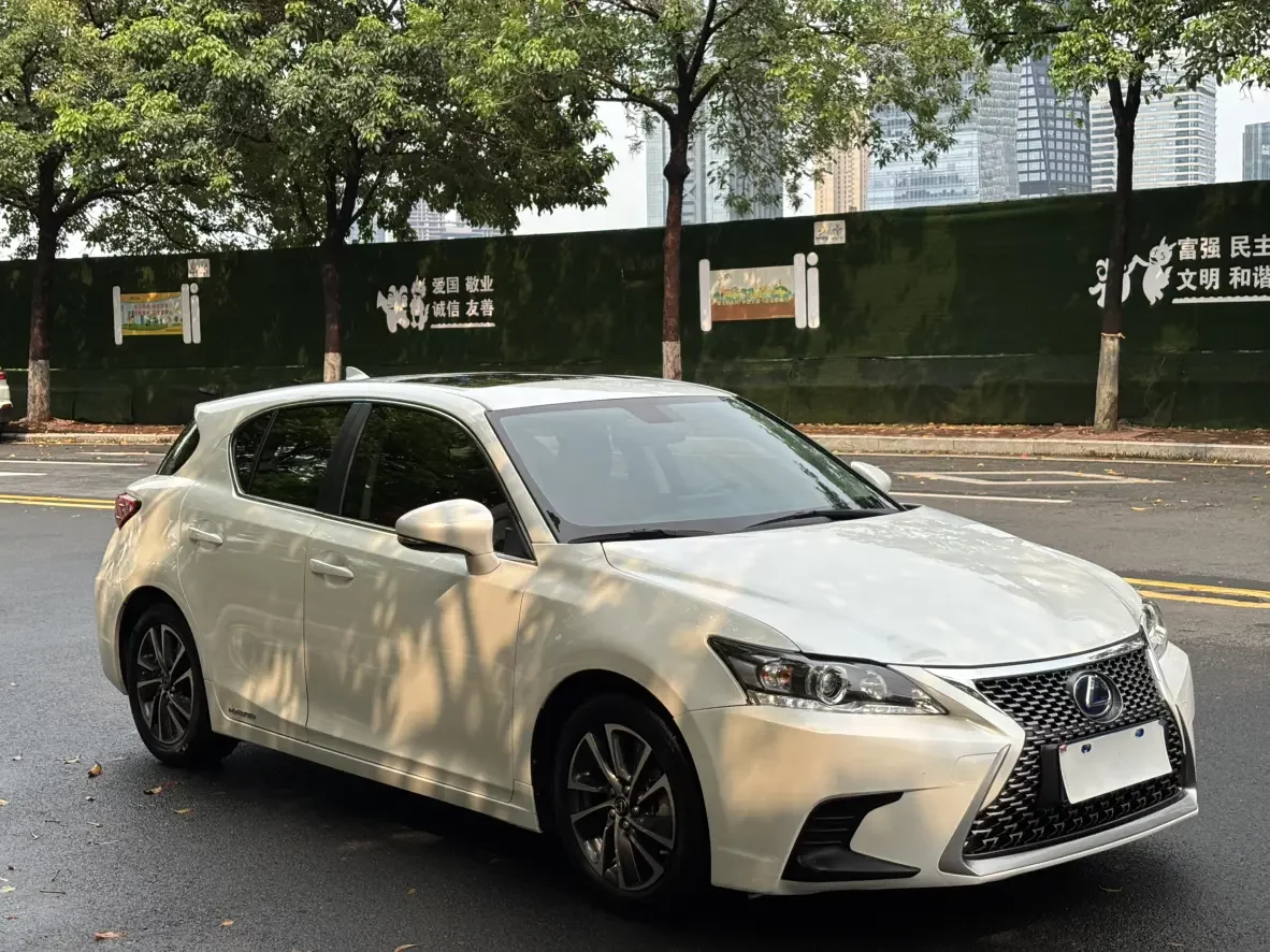 Lexus CT