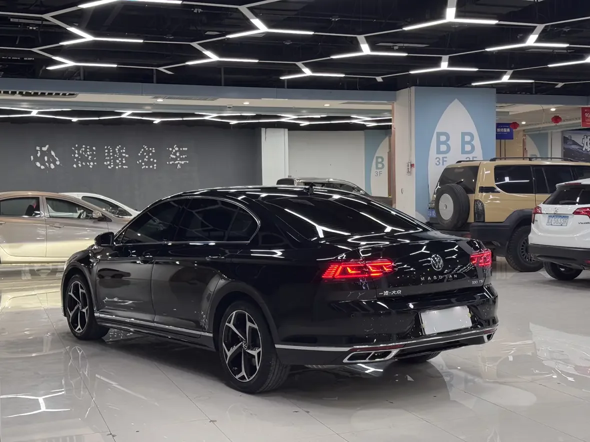 Volkswagen Magotan