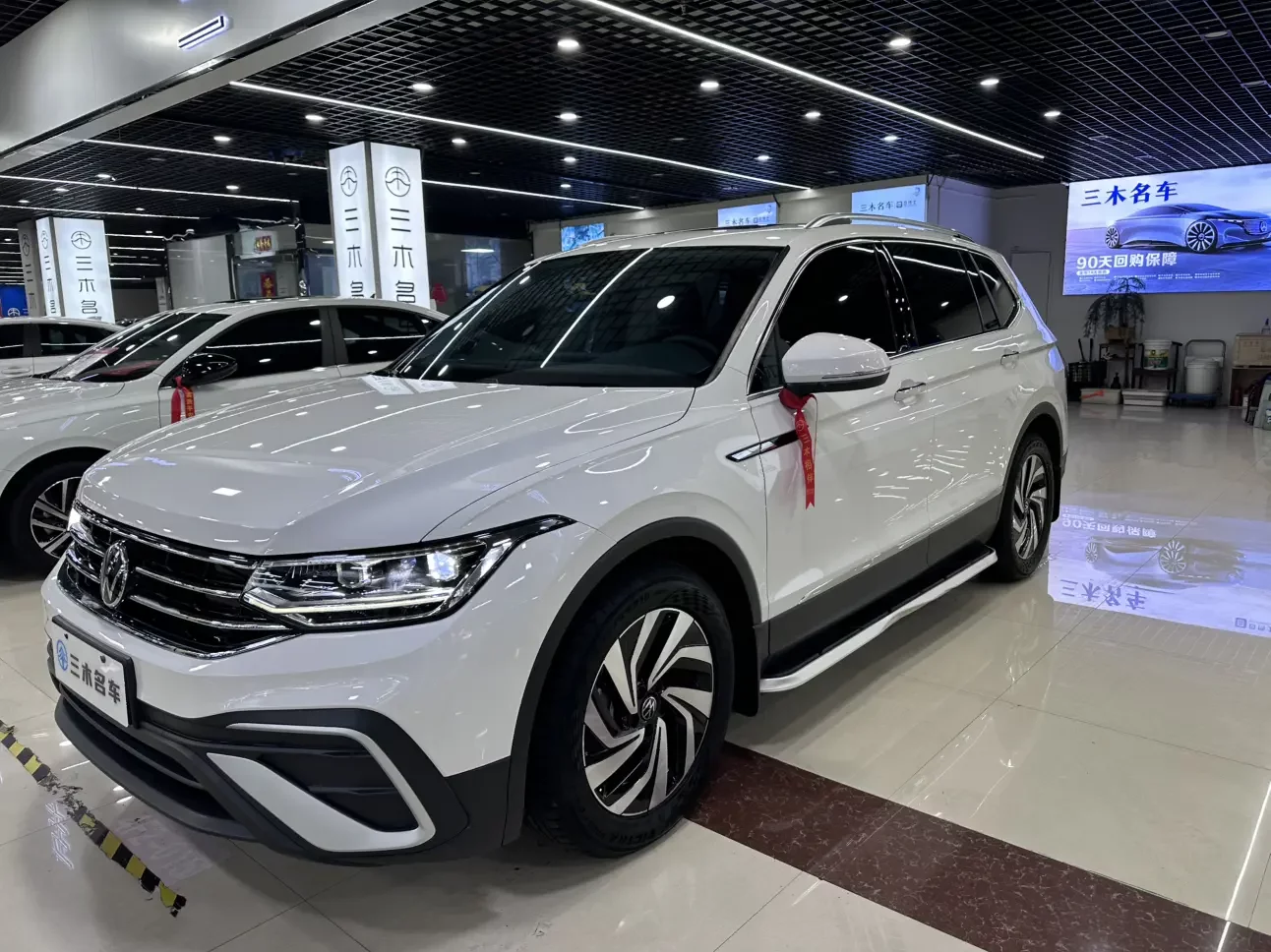 Volkswagen Tiguan L