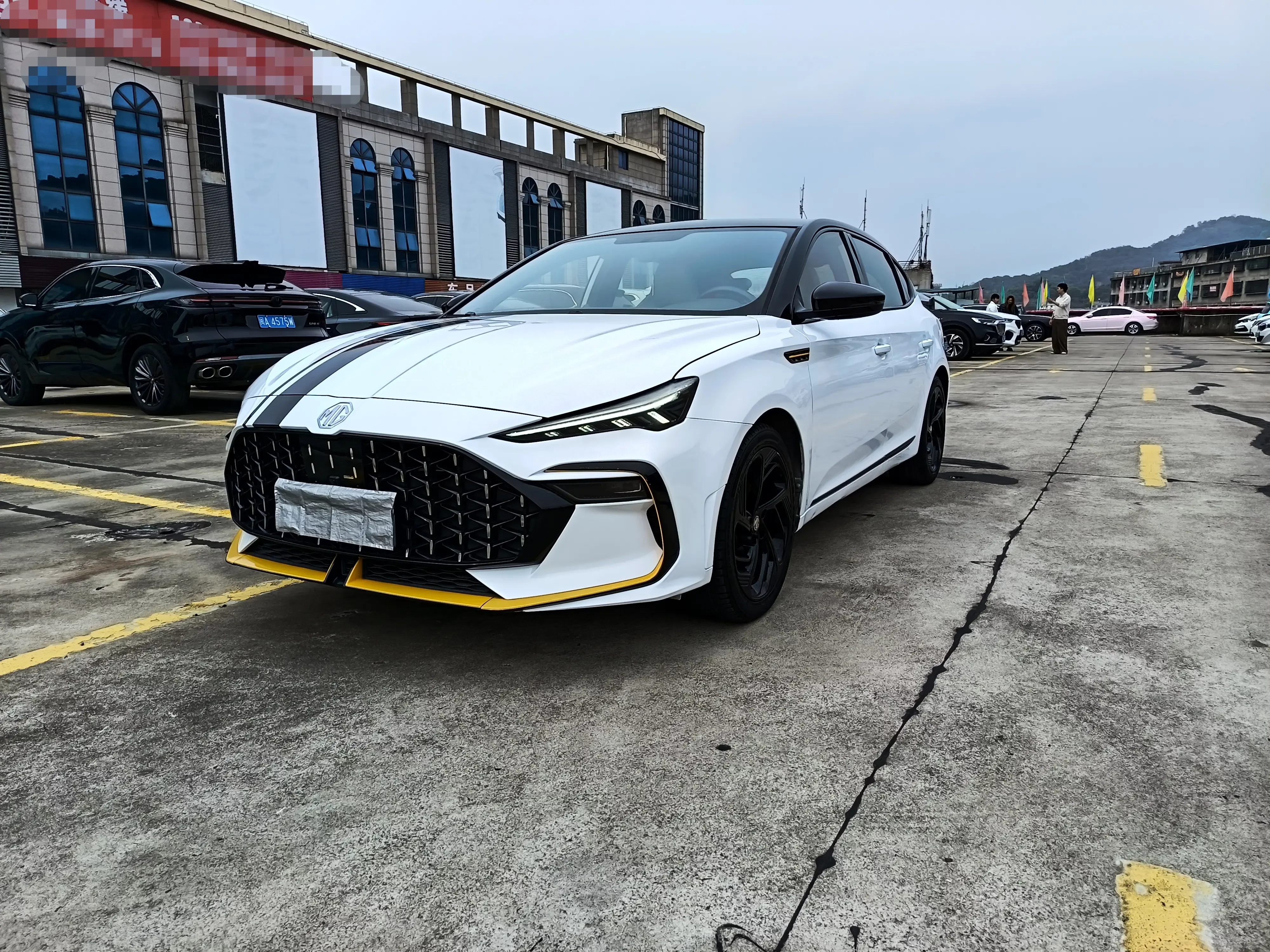 MG 6