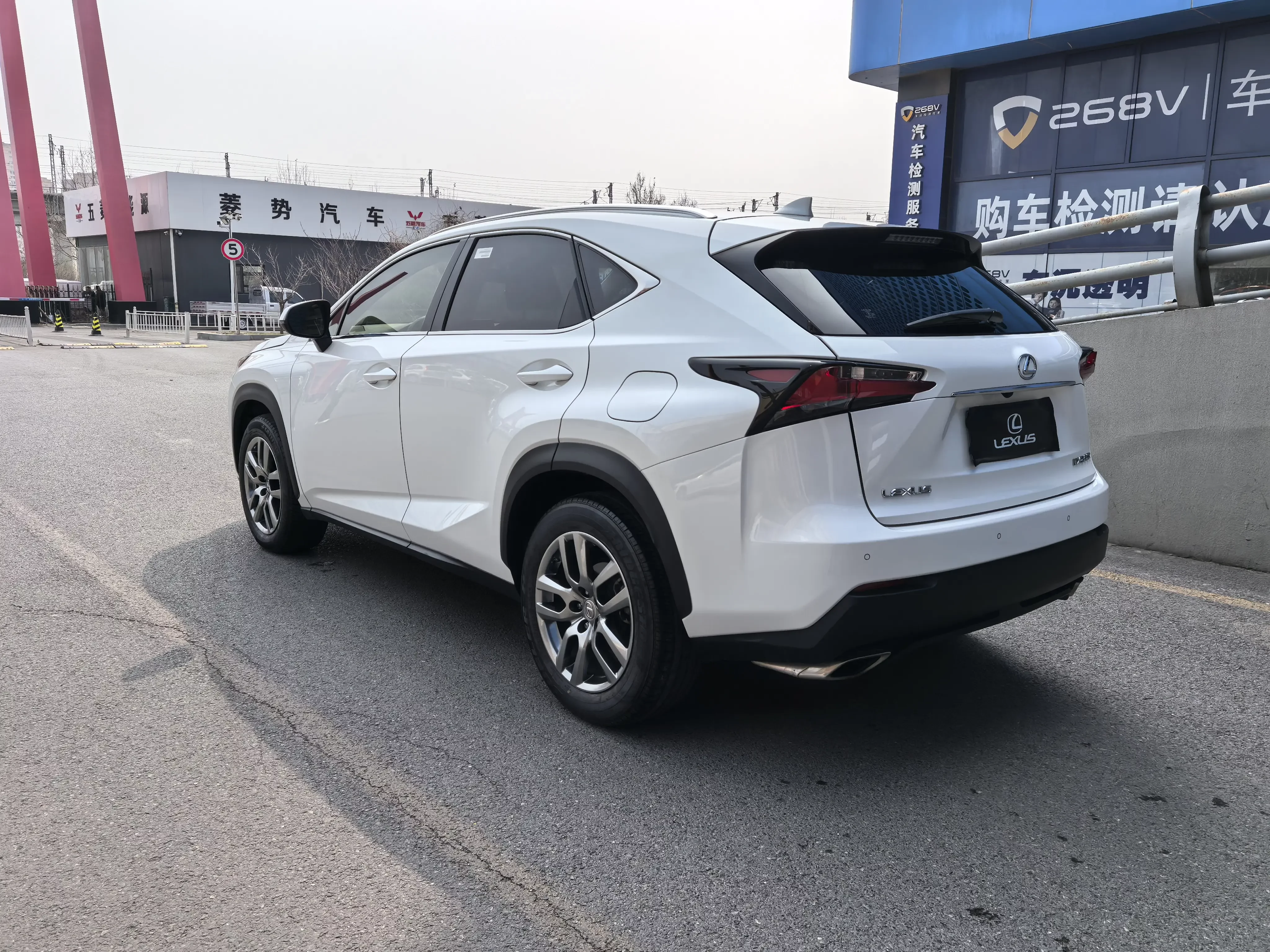 Lexus NX