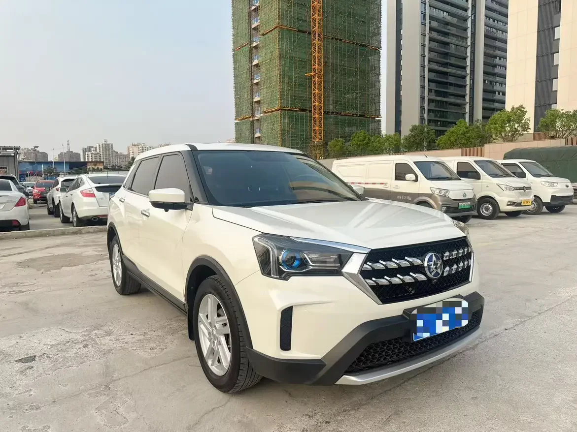 Kai Chen Venucia T60