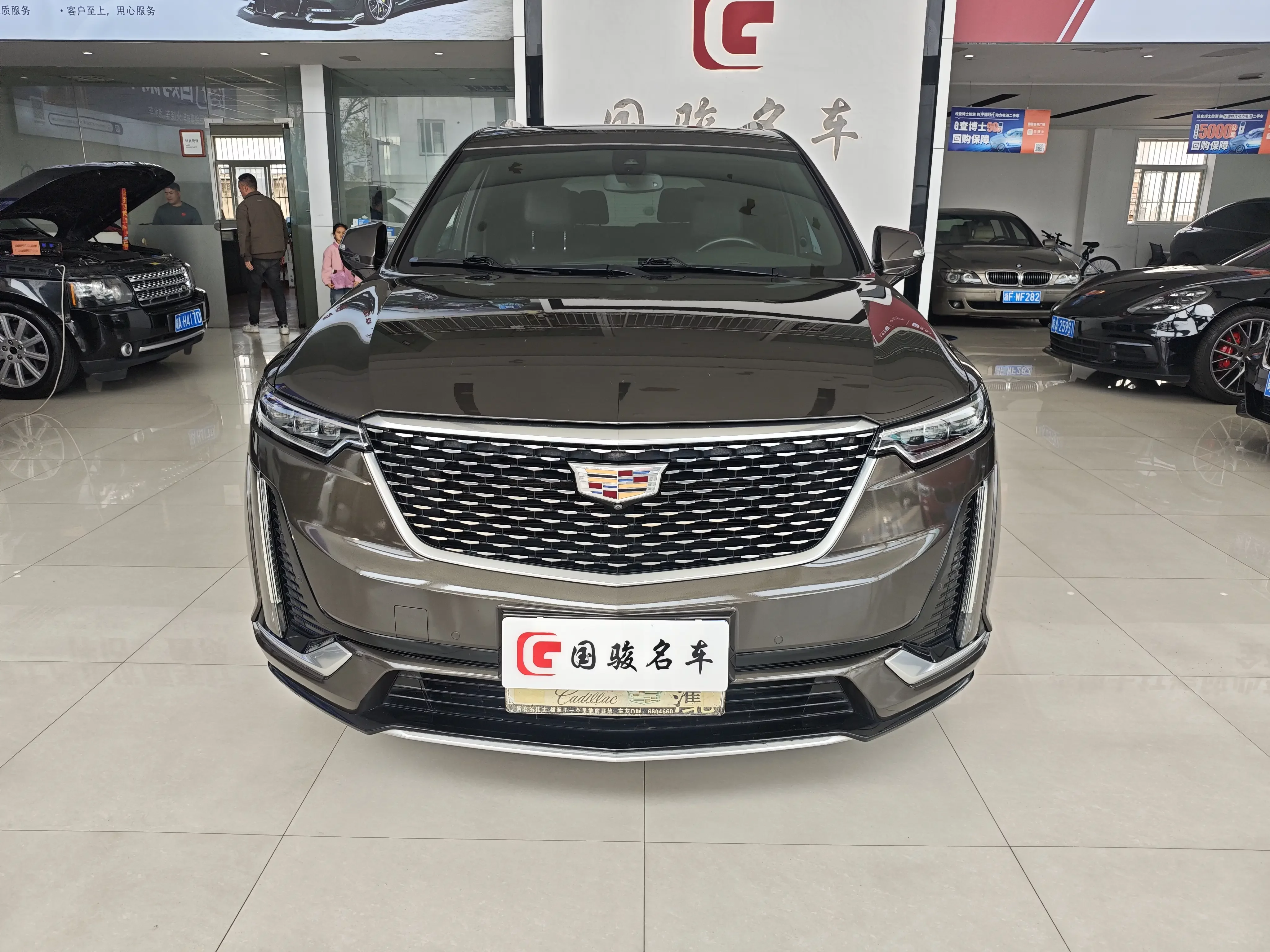 Cadillac XT6