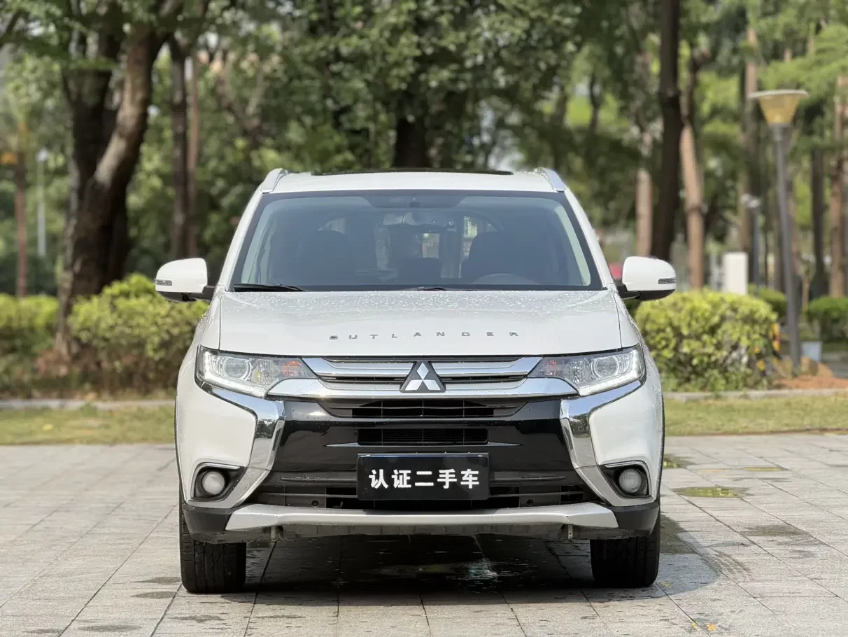 Mitsubishi Outlander  из Китая