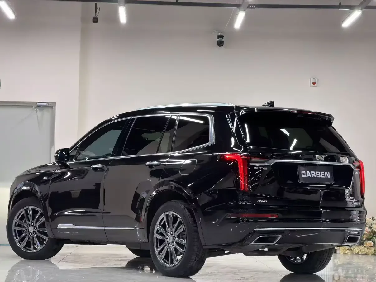 Cadillac XT6