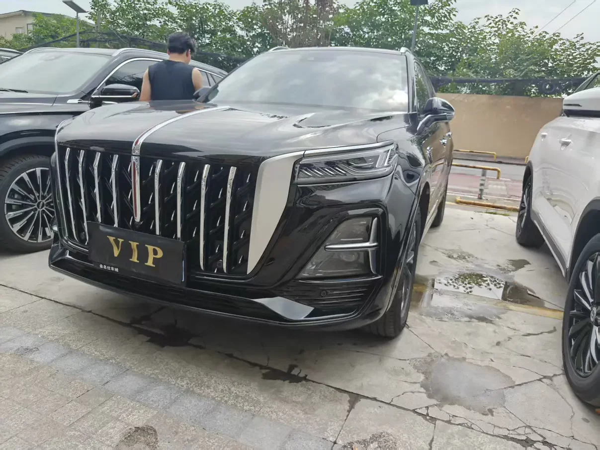 Hongqi HS5